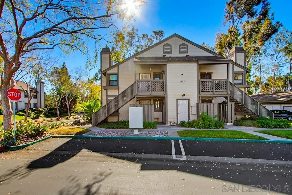 https://cdn.realtyfeed.com/cdn/127/260001329/e8c72681d897512ed63ccb9e8184b8fe.webp