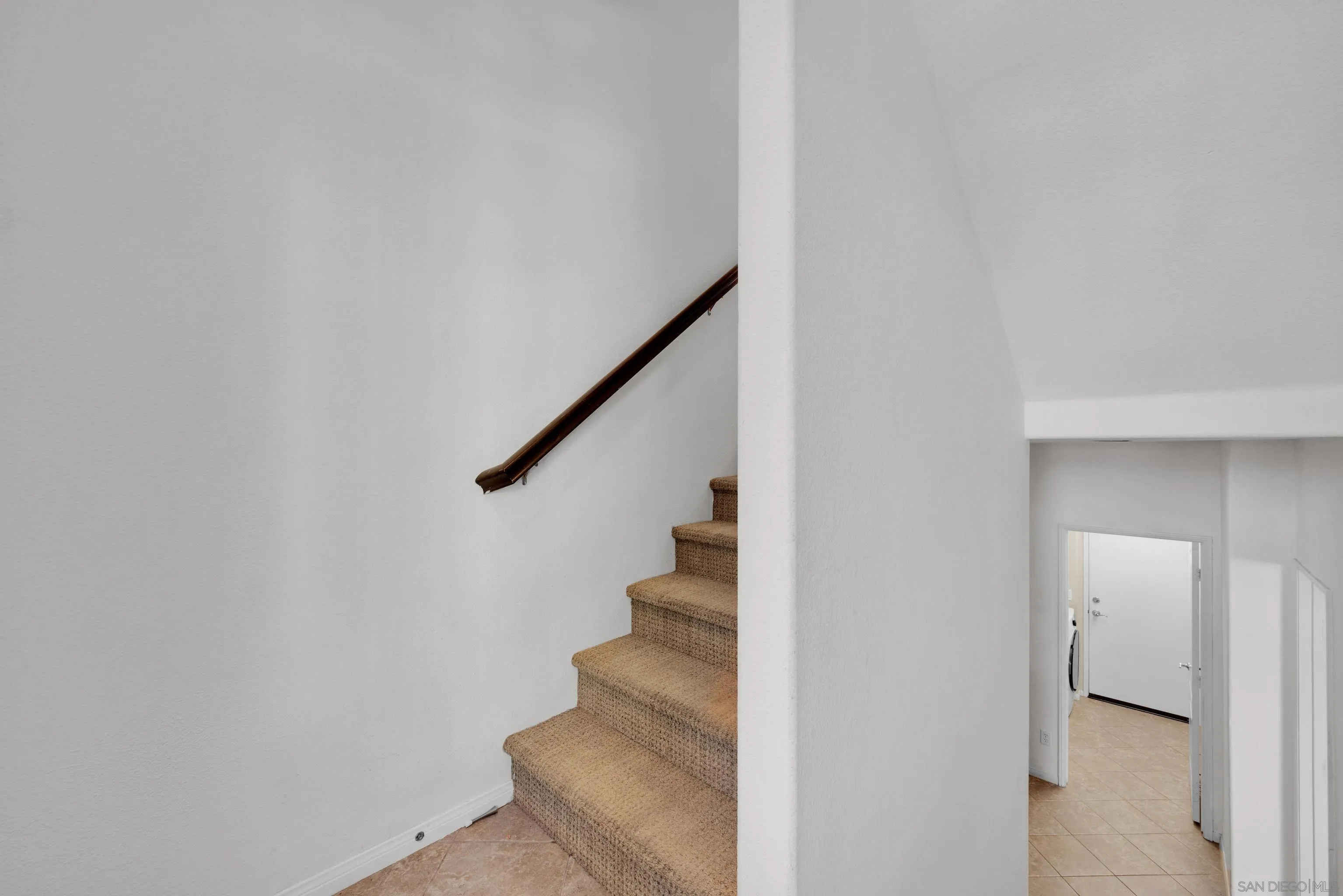 Photo #4: 260001331 Listing: Photo #4