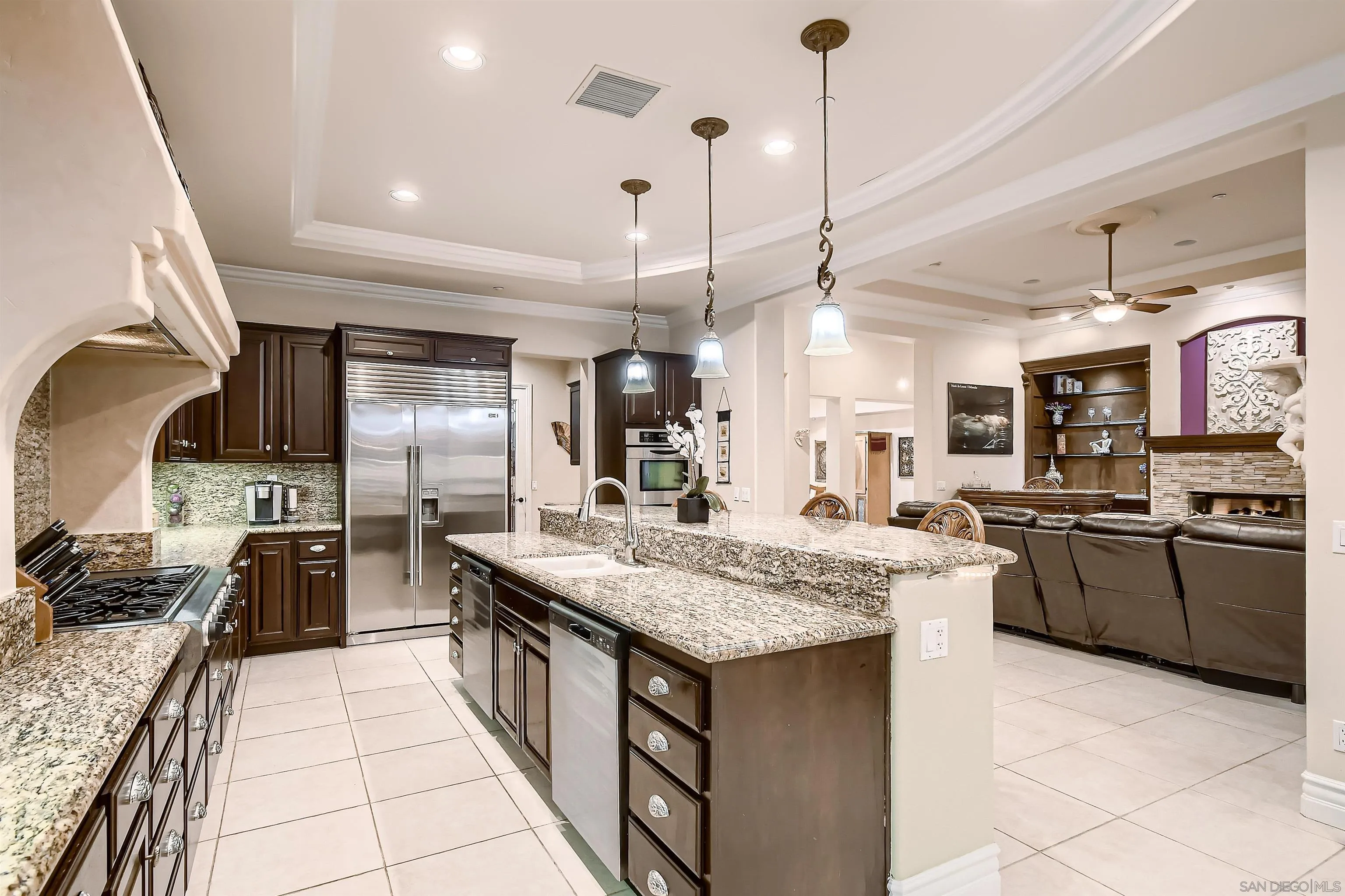 https://cdn.realtyfeed.com/cdn/127/260001334/c27c2085e1751568a11ada9a9351956d.webp