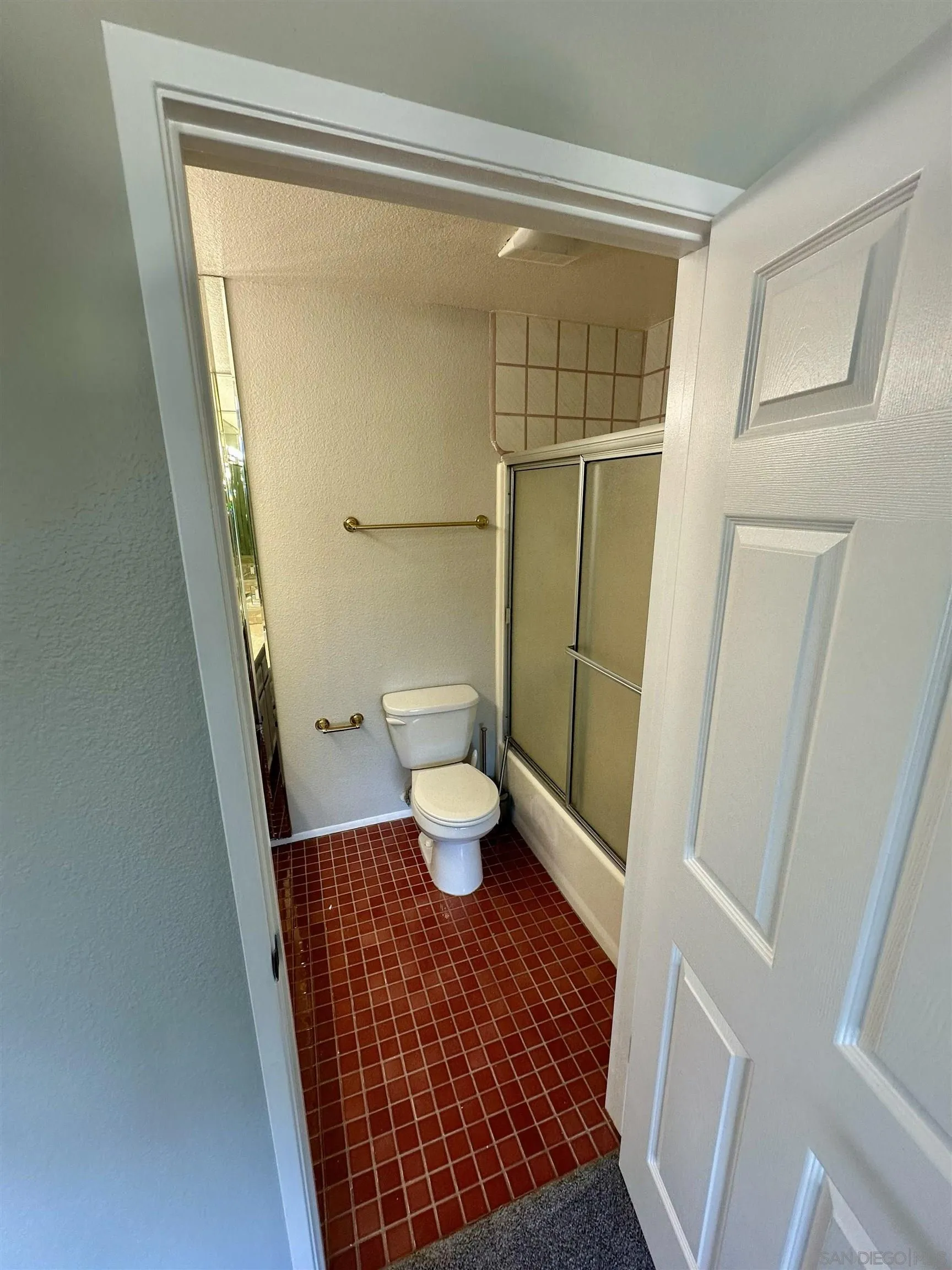 Photo #35: 260001336 Listing: Photo #35