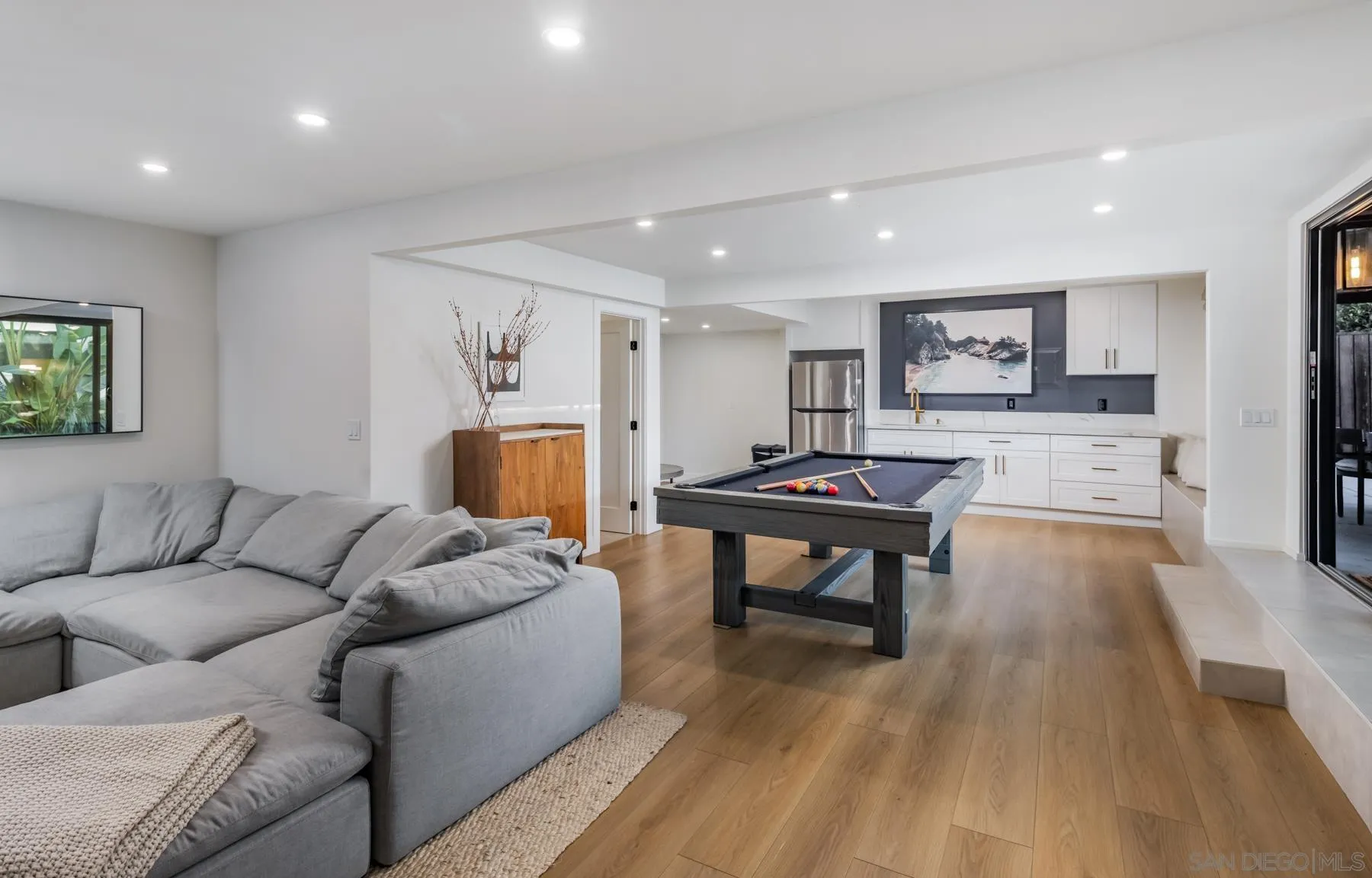 https://cdn.realtyfeed.com/cdn/127/260001342/2ae0c1d8aabec87e37789805a9433666.webp