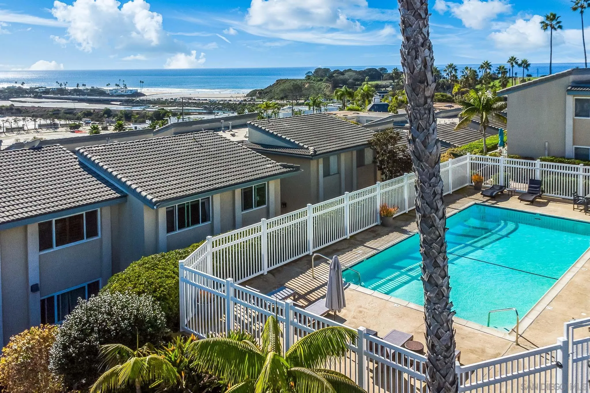 https://cdn.realtyfeed.com/cdn/127/260001343/7c6ef5e55c78442c87c93b43c820bed3.webp