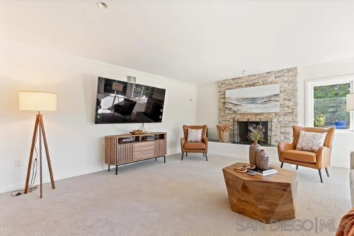 https://cdn.realtyfeed.com/cdn/127/260001345/065457d47cf9d0eaf20acde424f9c339.webp