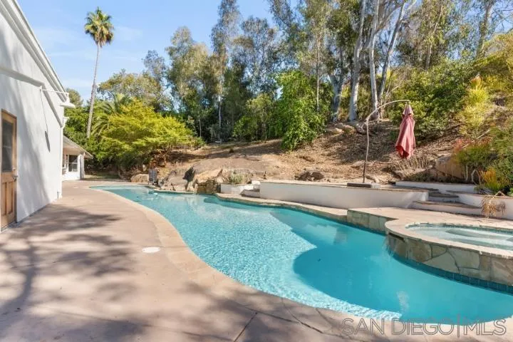 https://cdn.realtyfeed.com/cdn/127/260001345/83878db3eb2a4a75515504274f7fc418.webp