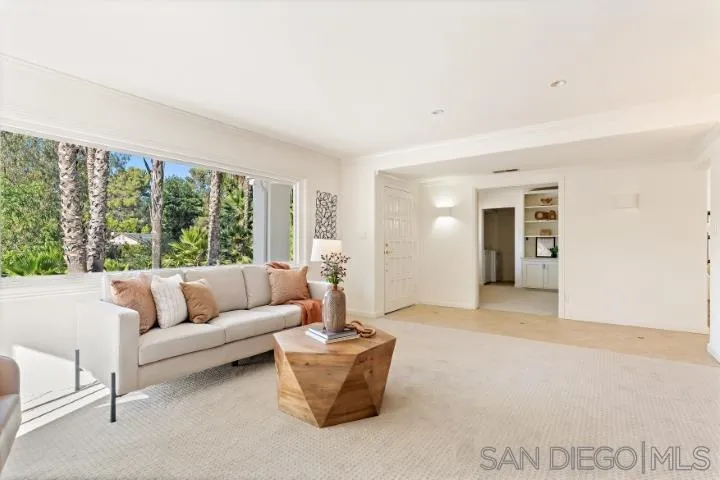 https://cdn.realtyfeed.com/cdn/127/260001345/b01eacaddb084ba58f7b89877468ac0a.webp