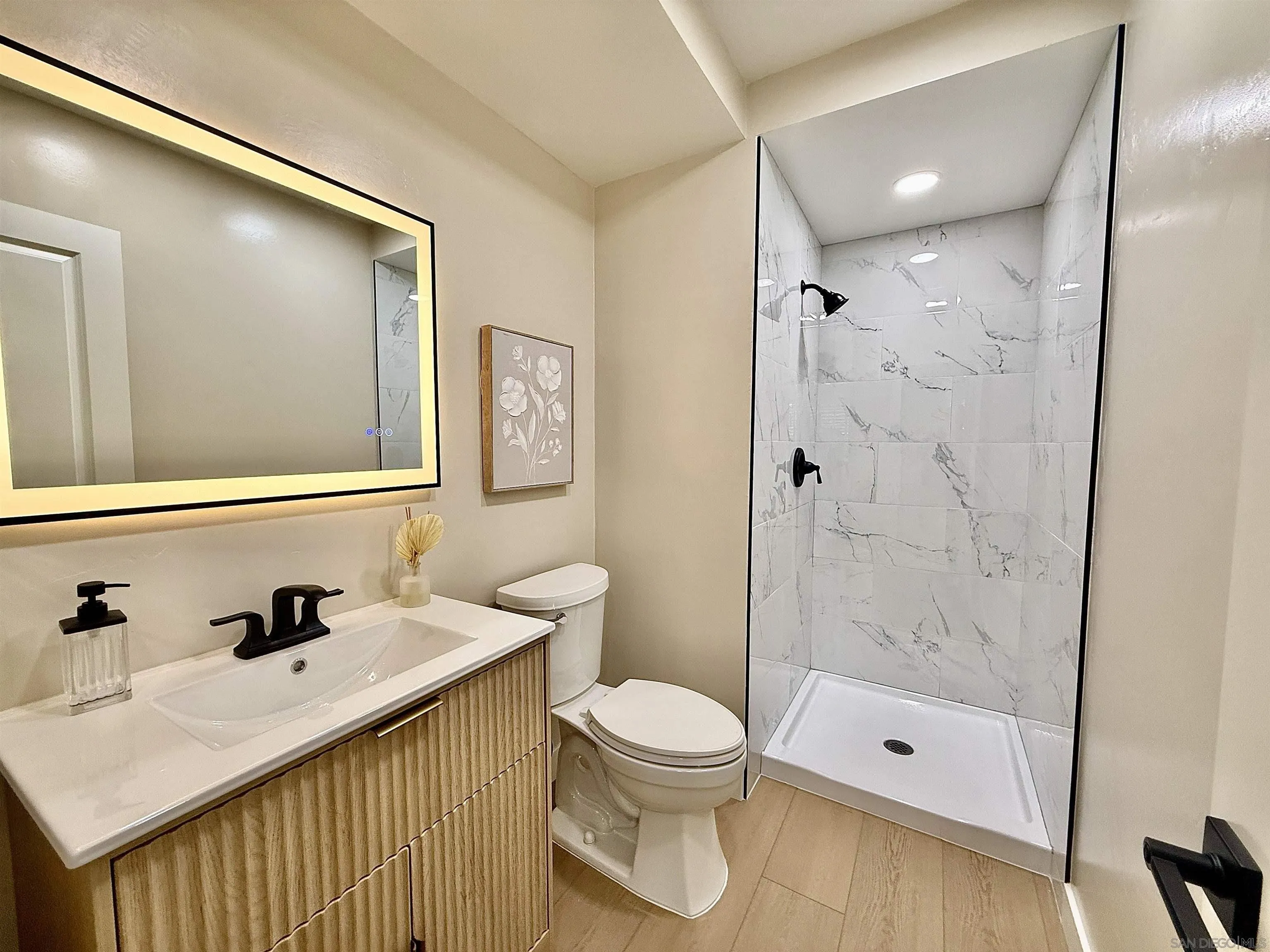 Photo #29: 260001348 Listing: Photo #29