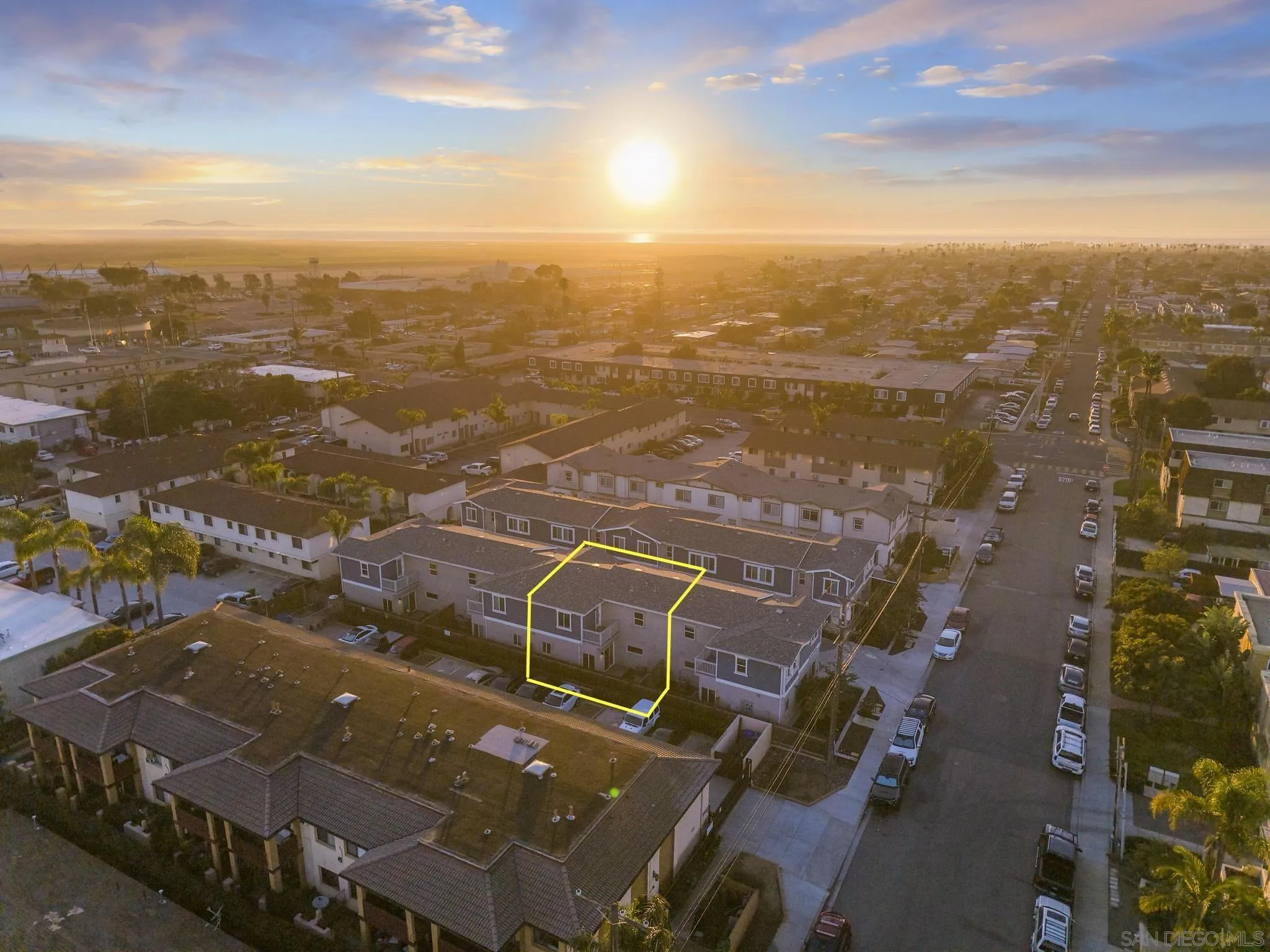 Photo #17: 260001357 Listing: Photo #17