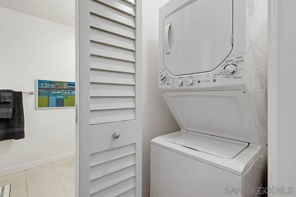 Photo #14: 260001360 Listing: Photo #14