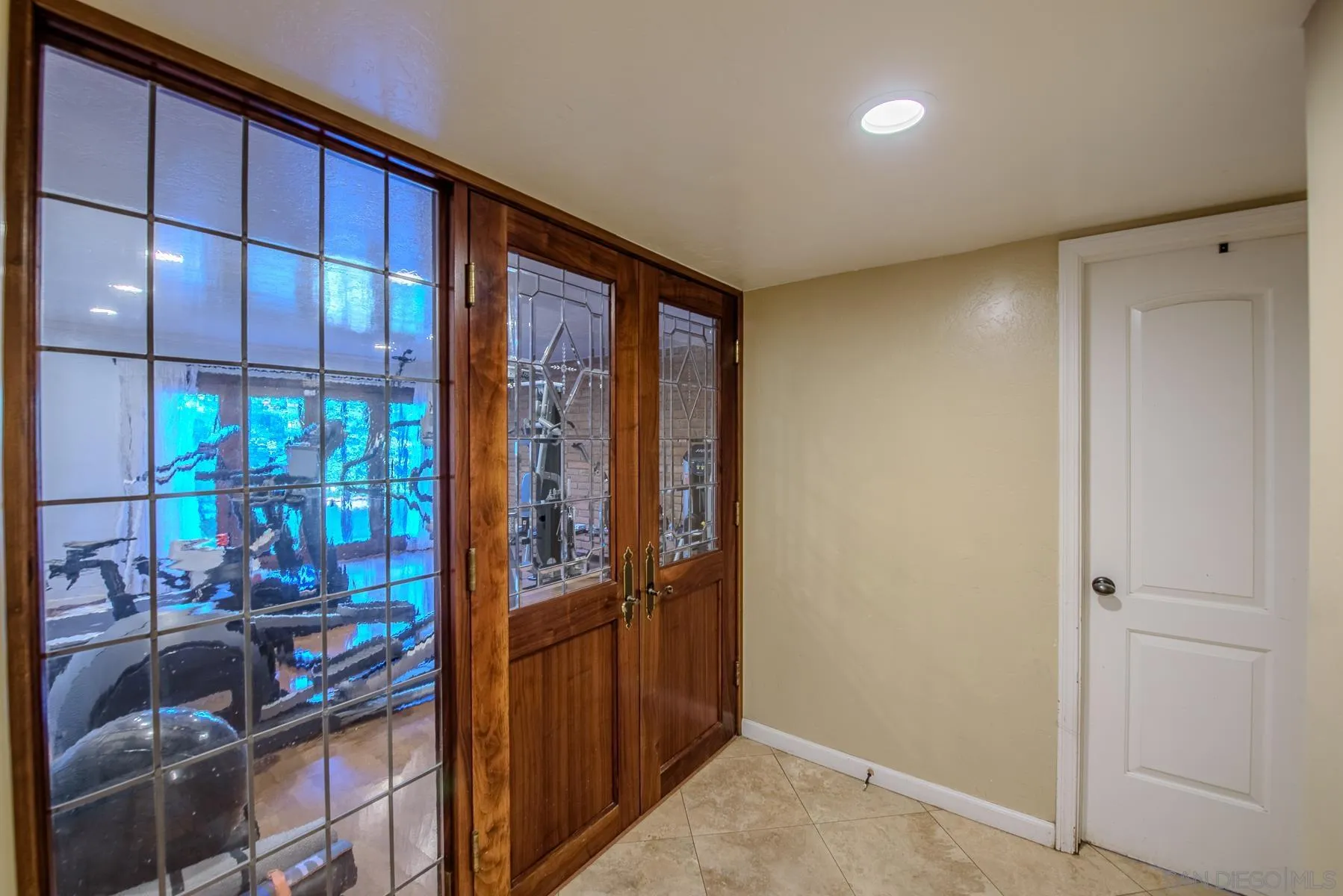 https://cdn.realtyfeed.com/cdn/127/260001361/513b4254f413597f5fca587387d05c45.webp
