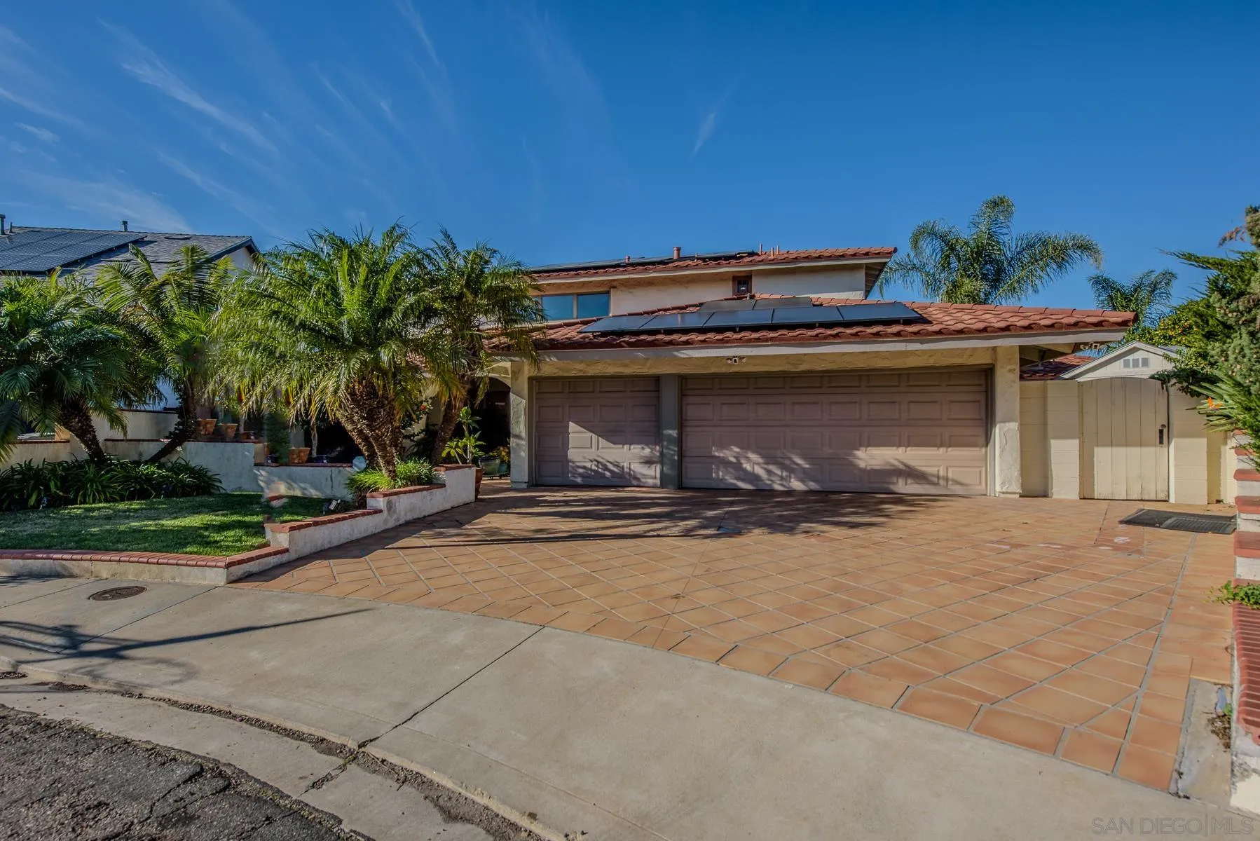 https://cdn.realtyfeed.com/cdn/127/260001361/a141622af6d07323262e6718323b832c.webp