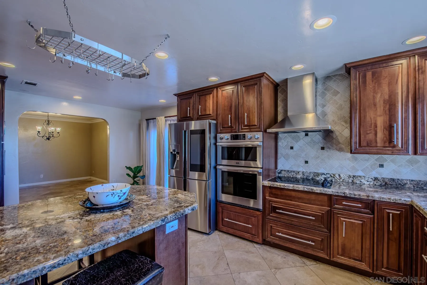 https://cdn.realtyfeed.com/cdn/127/260001361/ae22f14c33b8026fd456779a76cc02ad.webp