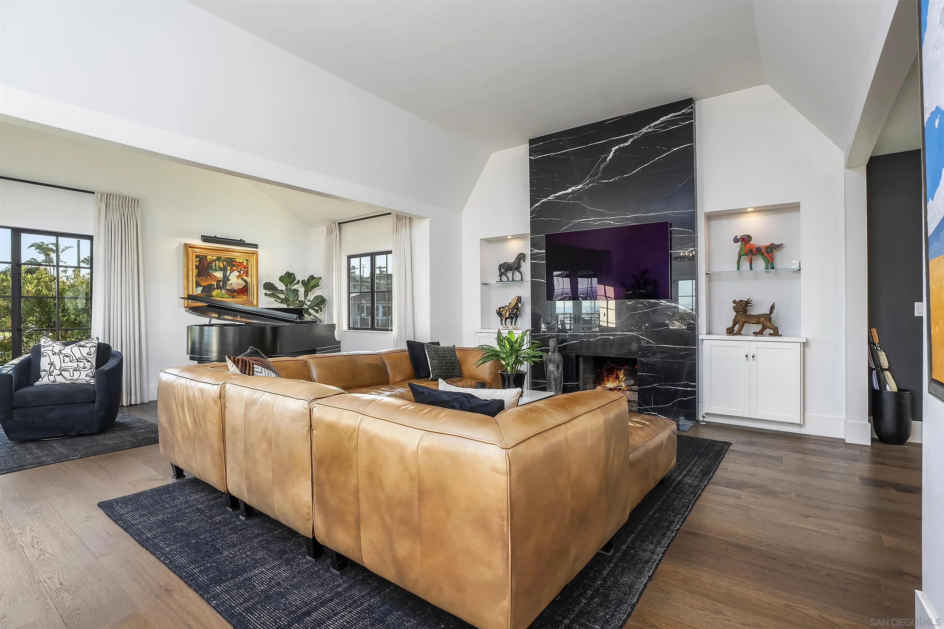 https://cdn.realtyfeed.com/cdn/127/260001368/e6d6829359c68e3732b12bb8f8374d21.webp