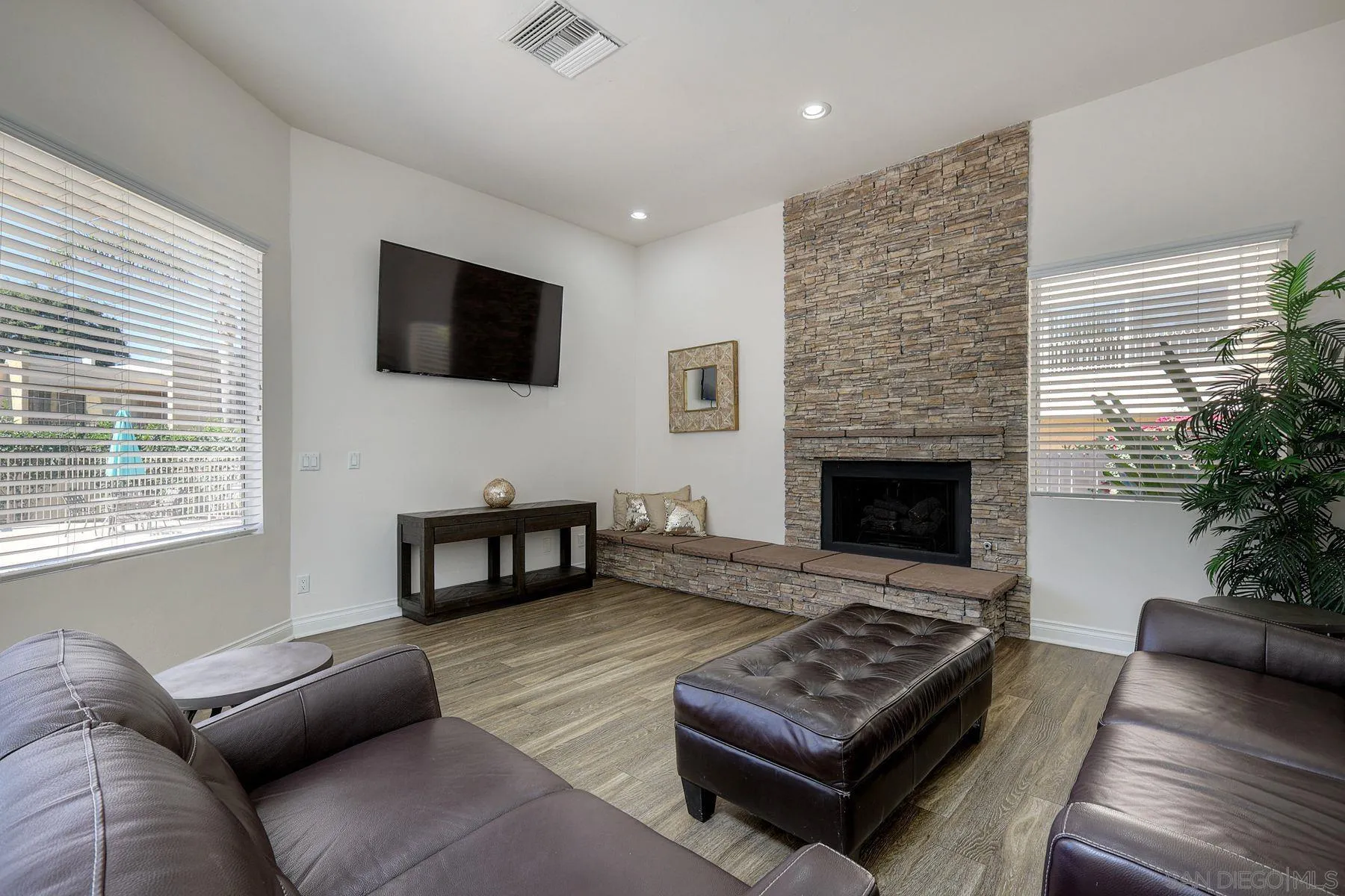 Photo #20: 260001372 Listing: Photo #20