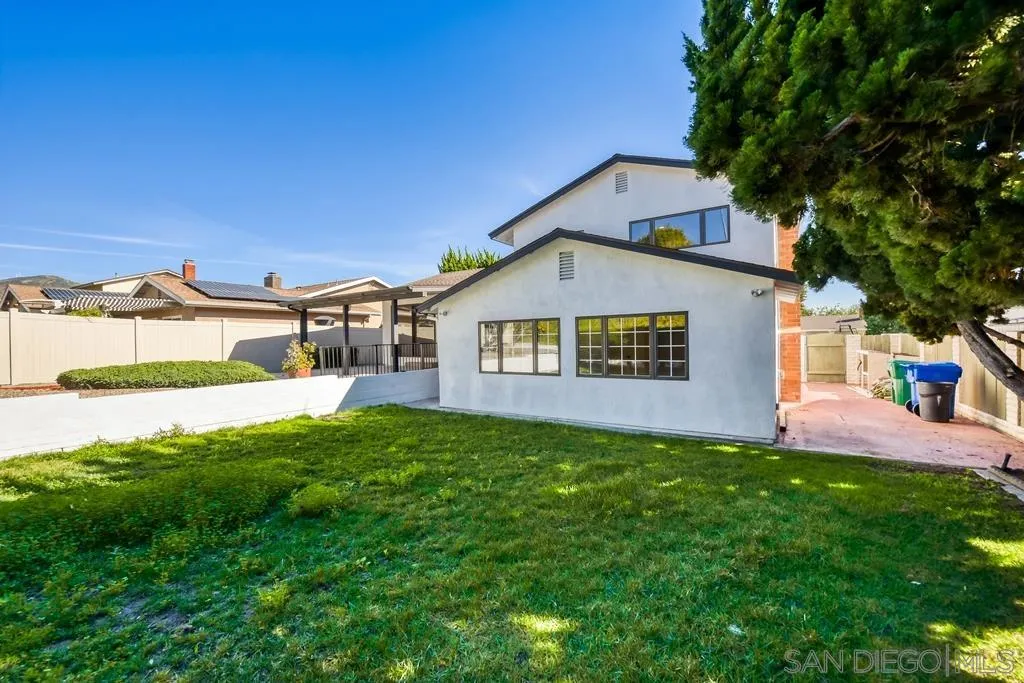 https://cdn.realtyfeed.com/cdn/127/260001374/60cf35516bd114500380991fded03ef1.webp