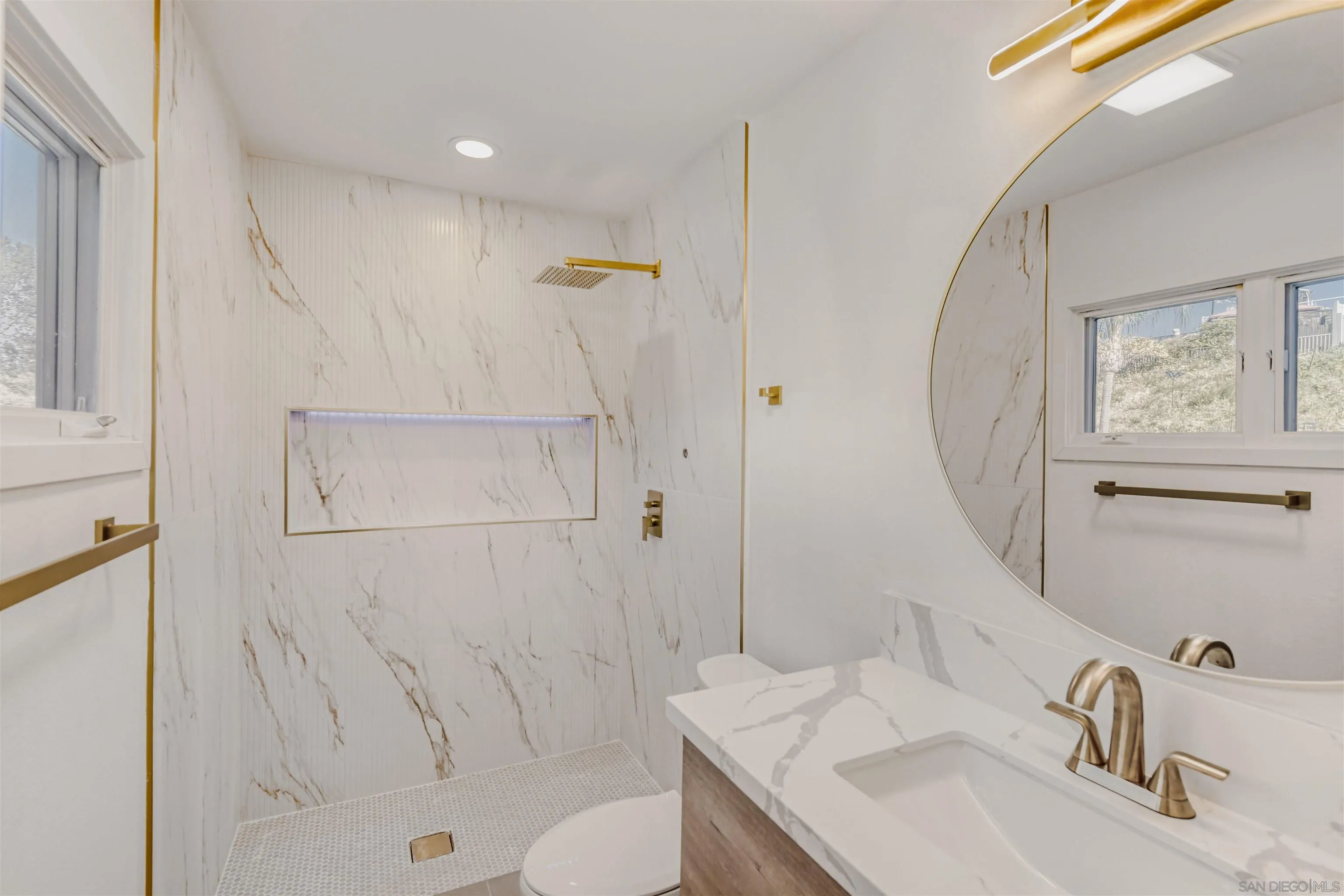 https://cdn.realtyfeed.com/cdn/127/260001374/67099d56384f71ebc8ef63a88a037888.webp
