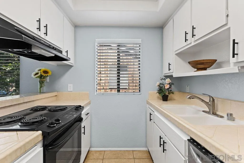 Photo #9: 260001378 Listing: Photo #9