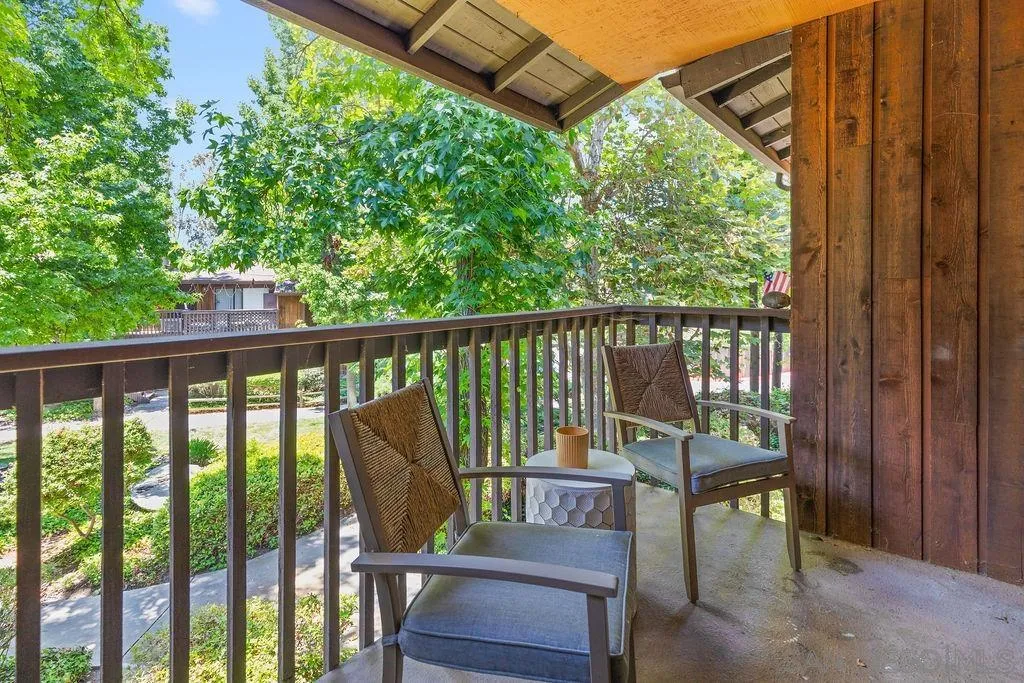 Photo #1: 260001378 Listing: Photo #1