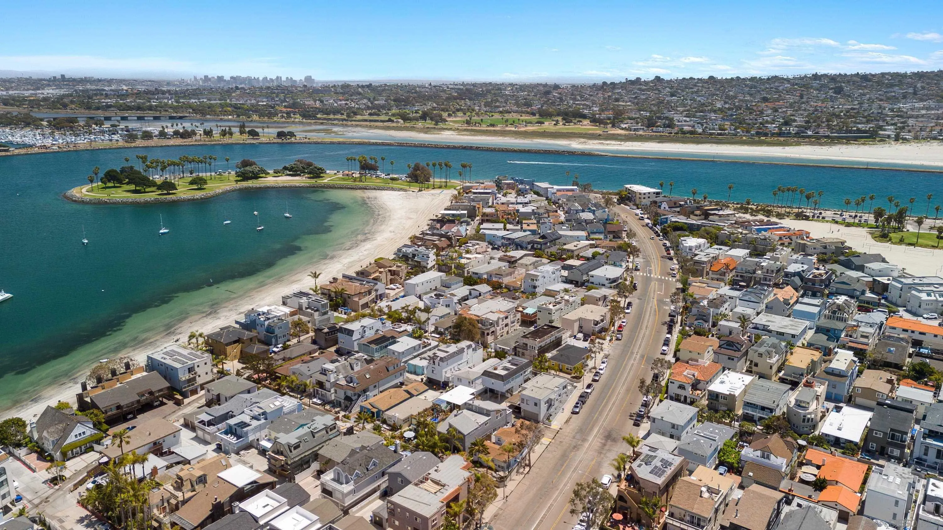 805 Brighton Court, San Diego, CA 92109 - Photo 3 of 35, San Diego, CA