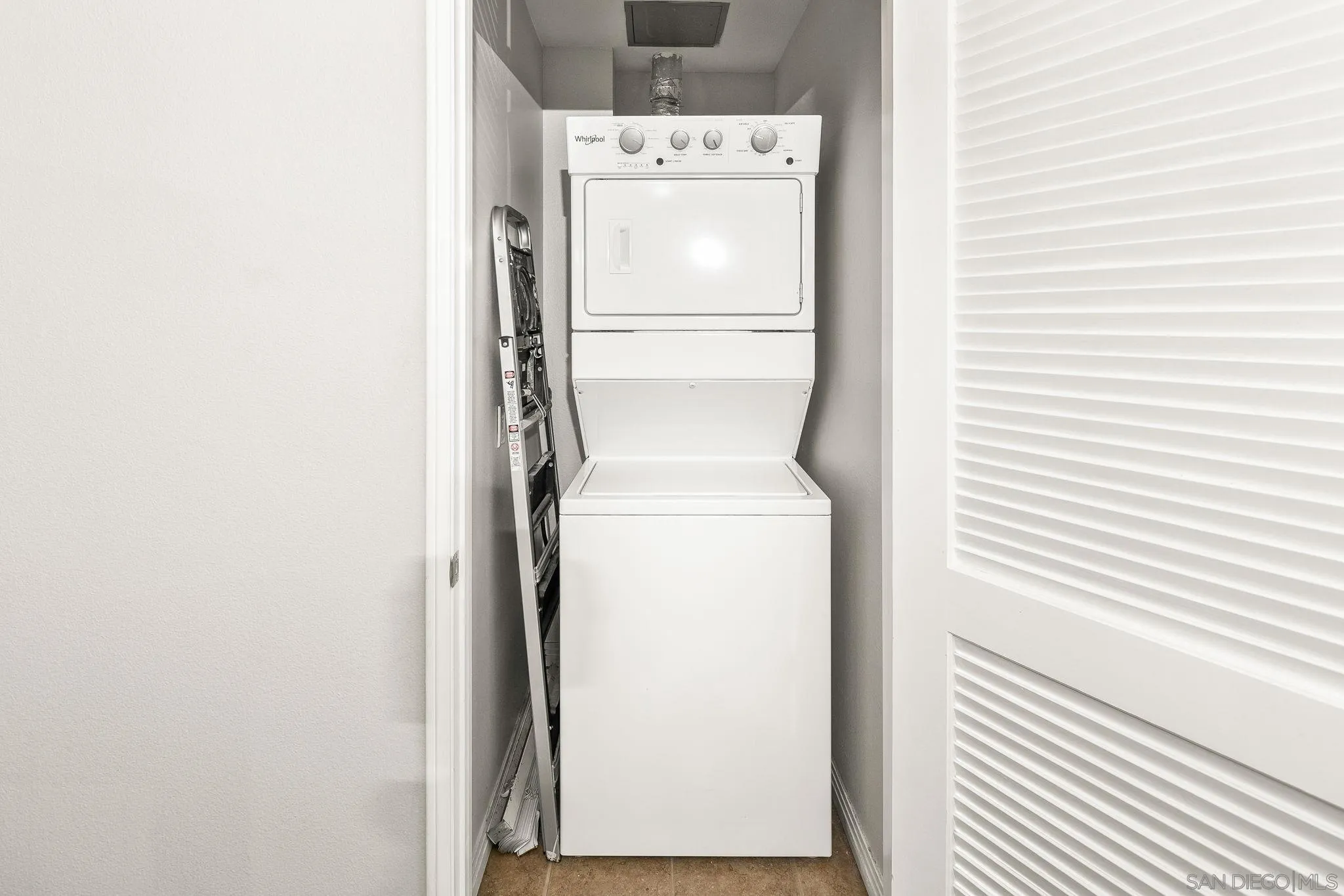 Photo #22: 260001385 Listing: Photo #22