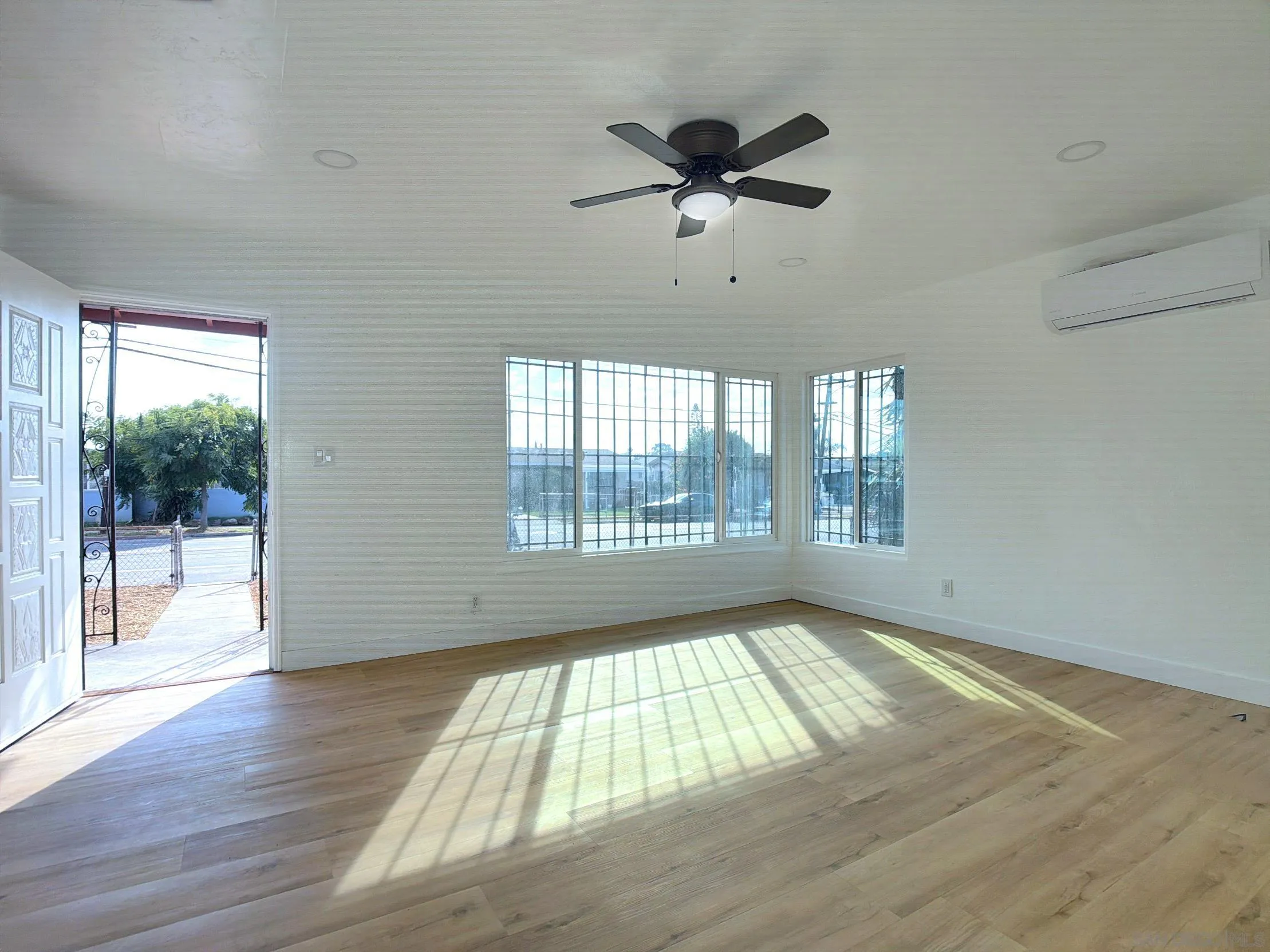 https://cdn.realtyfeed.com/cdn/127/260001387/1a9faf756b8a54b4da13322a1725e0fa.webp