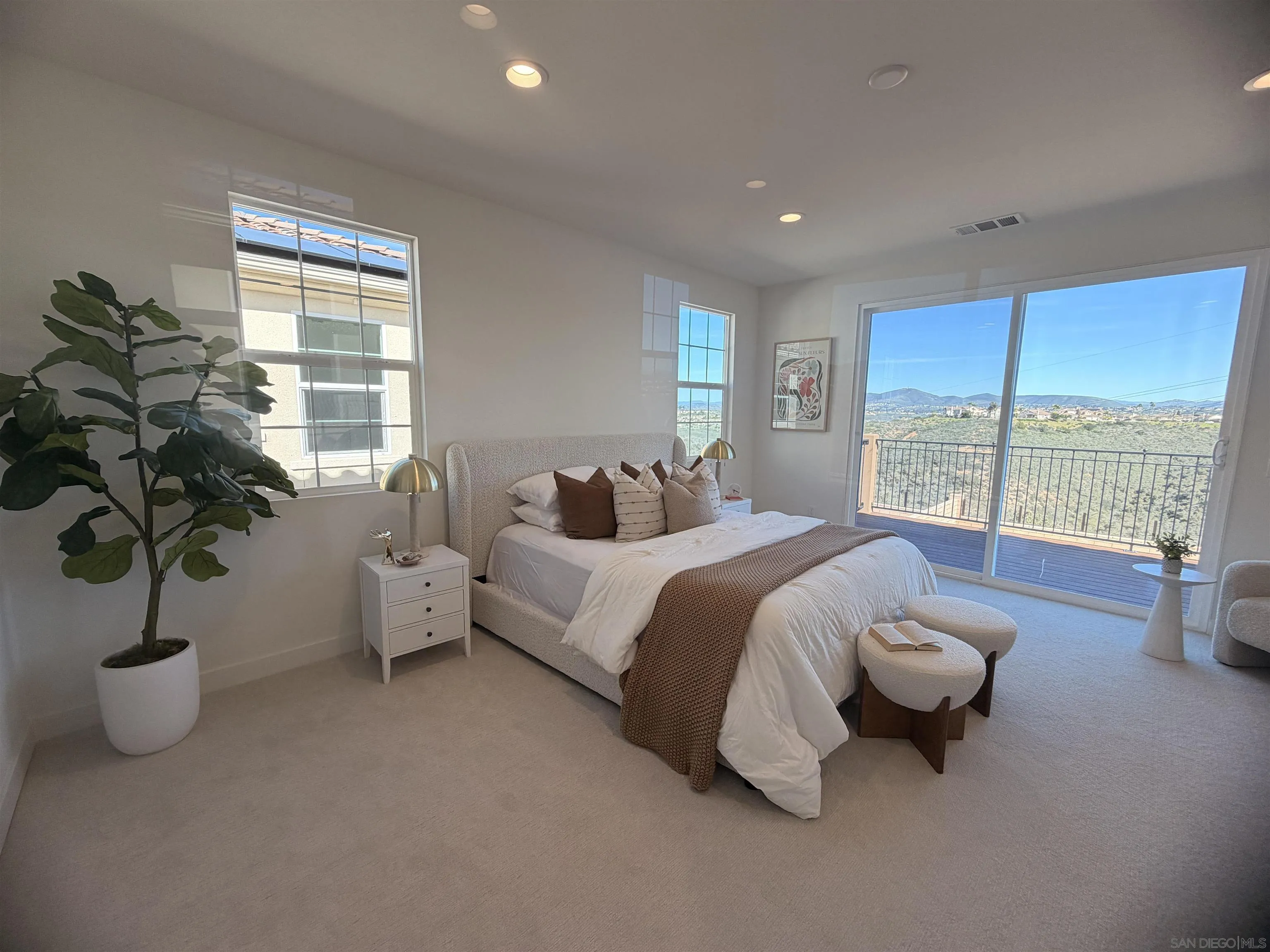 https://cdn.realtyfeed.com/cdn/127/260001388/8870a7ef81bc5d6a2e4984b25d51a72a.webp