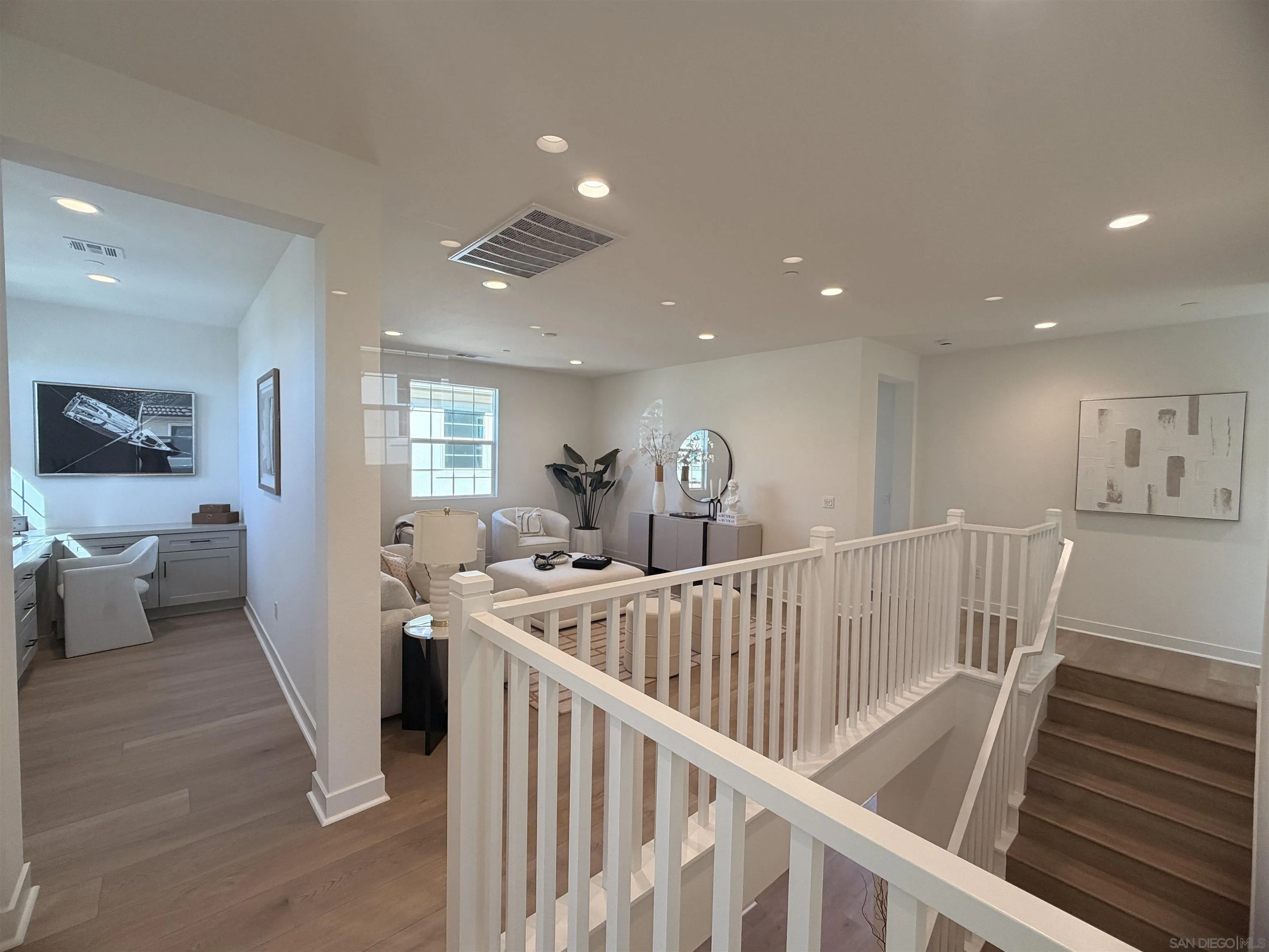 https://cdn.realtyfeed.com/cdn/127/260001388/b66edc3181ec2211729732f77b8dd47f.webp