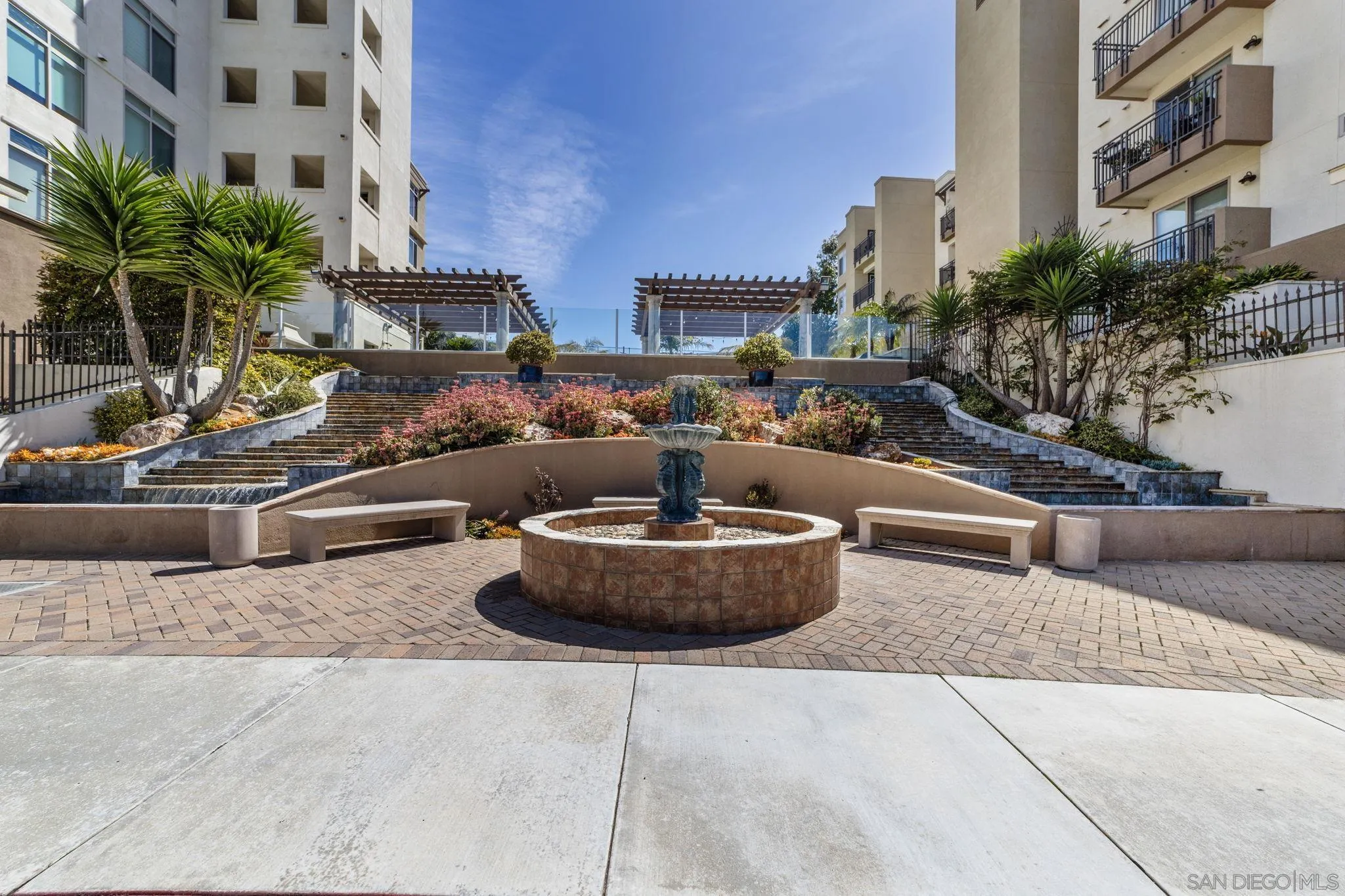 https://cdn.realtyfeed.com/cdn/127/260001394/16366b785ed6c5b150493ca145235842.webp