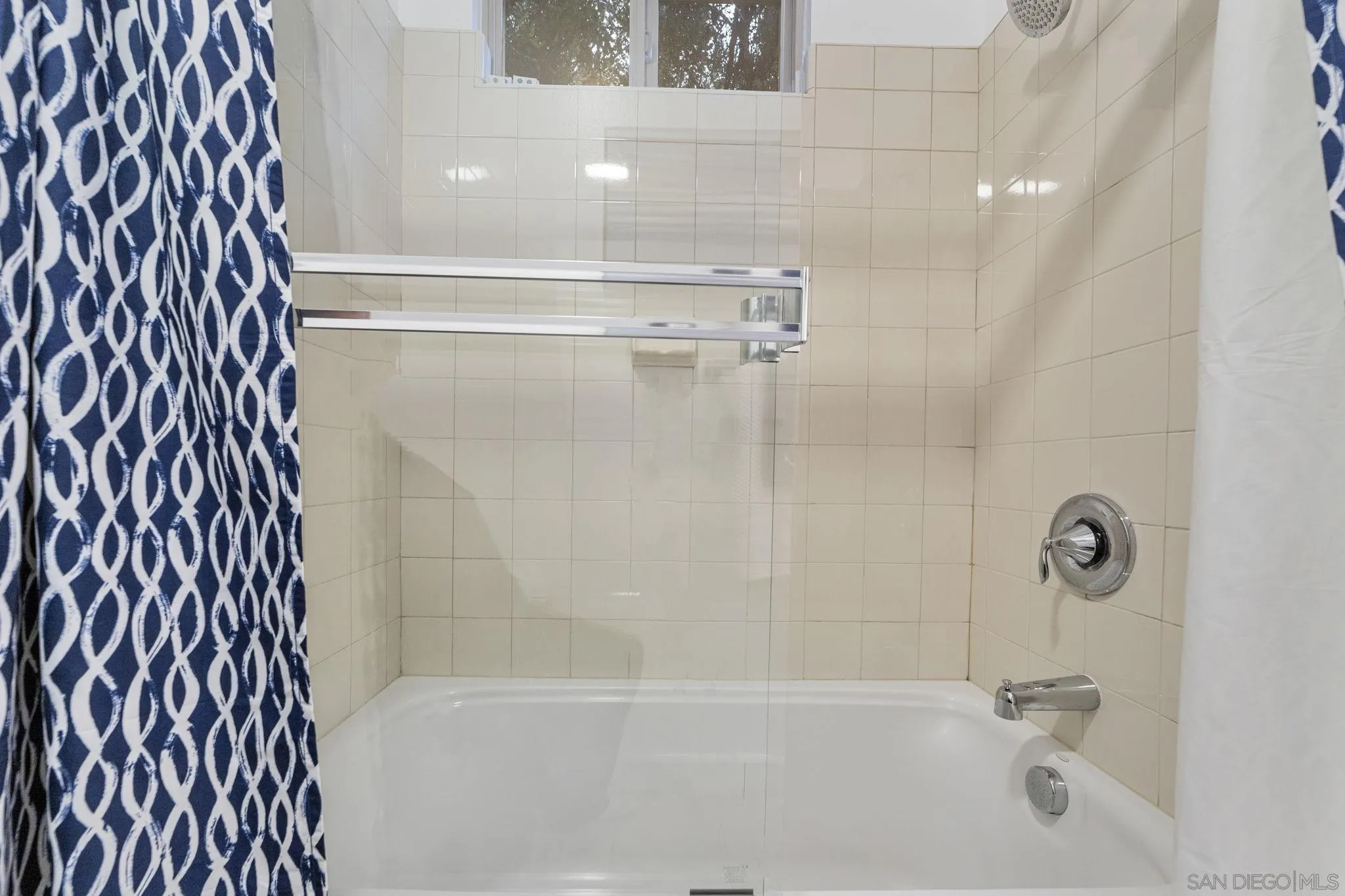 https://cdn.realtyfeed.com/cdn/127/260001394/35256d70fdf116c931db0a90f0545a64.webp