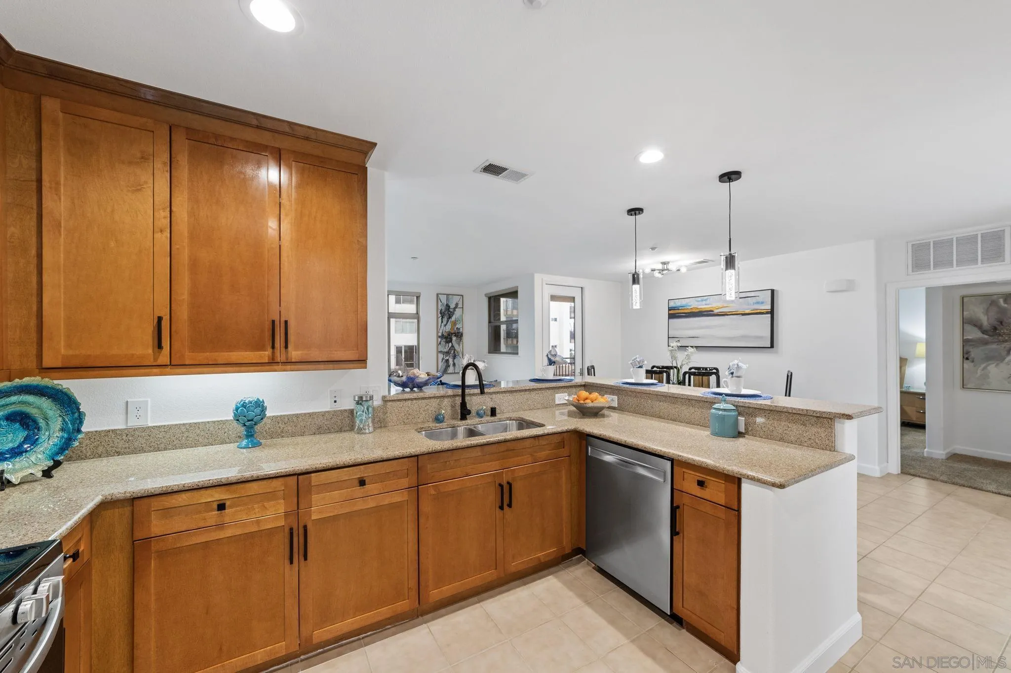 https://cdn.realtyfeed.com/cdn/127/260001394/387b92cc069e7b572d6a92b1d6904269.webp