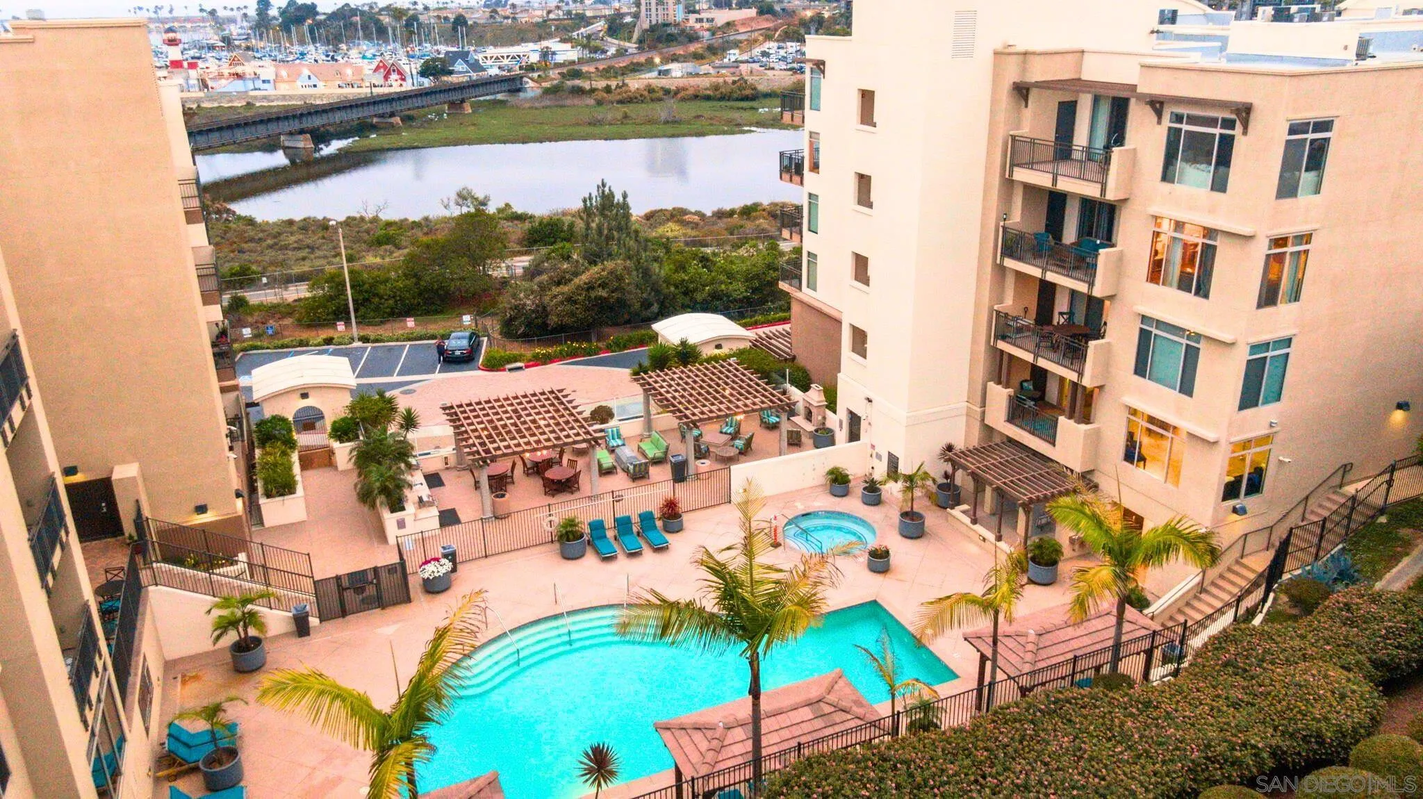 https://cdn.realtyfeed.com/cdn/127/260001394/9bfe7b85d22001268d5619f2b1c3d47f.webp