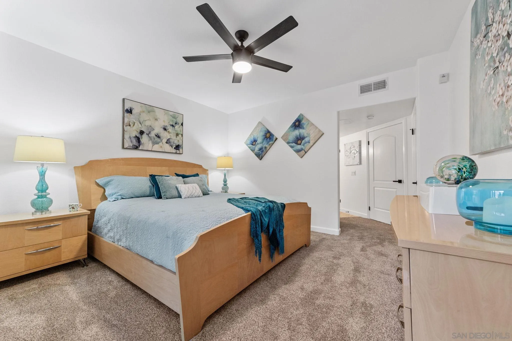 https://cdn.realtyfeed.com/cdn/127/260001394/aff544b679df18bbc803a5f58816b18e.webp