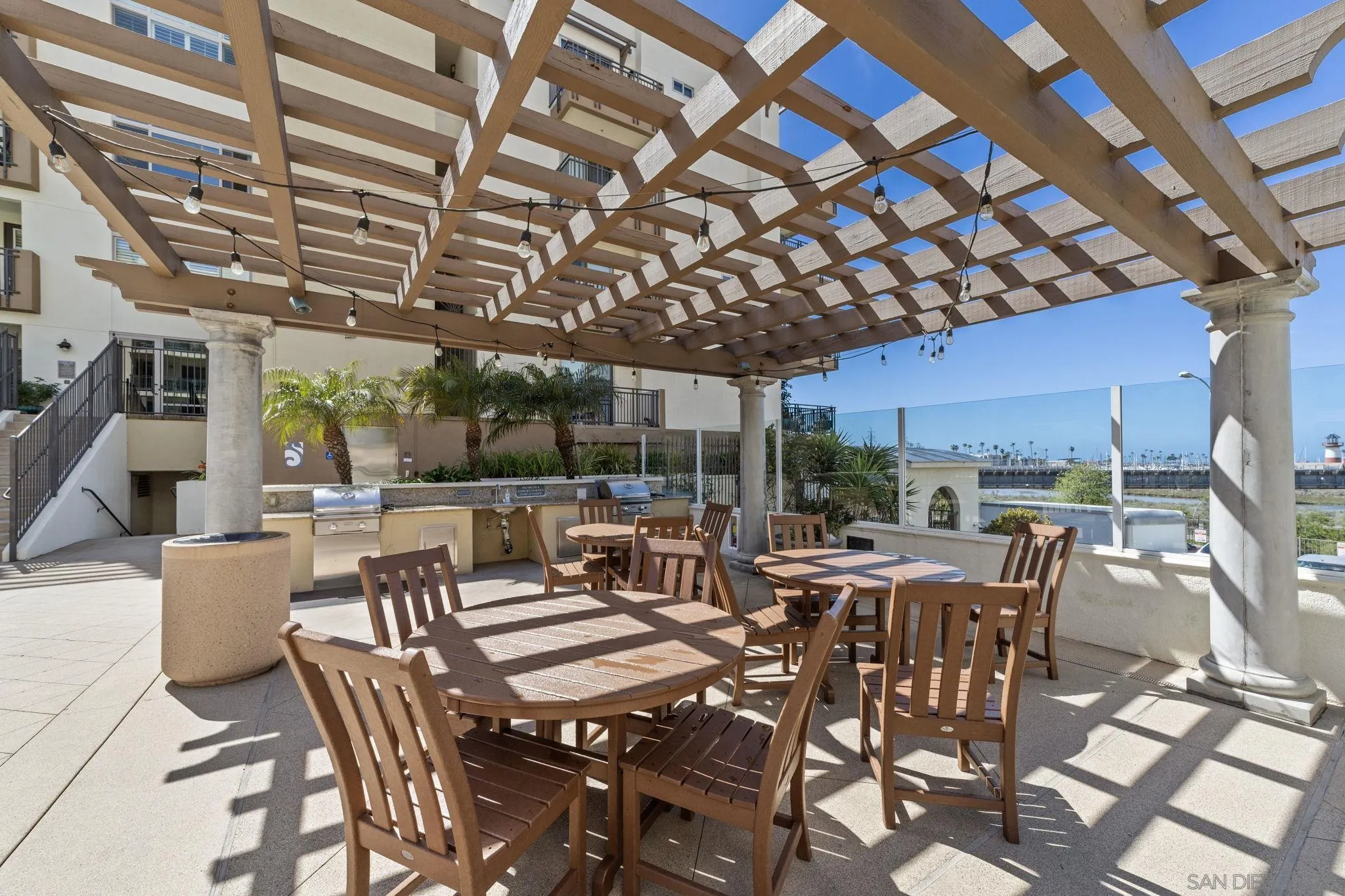 https://cdn.realtyfeed.com/cdn/127/260001394/f6b91ae151843cc5e4516069859dbeb3.webp