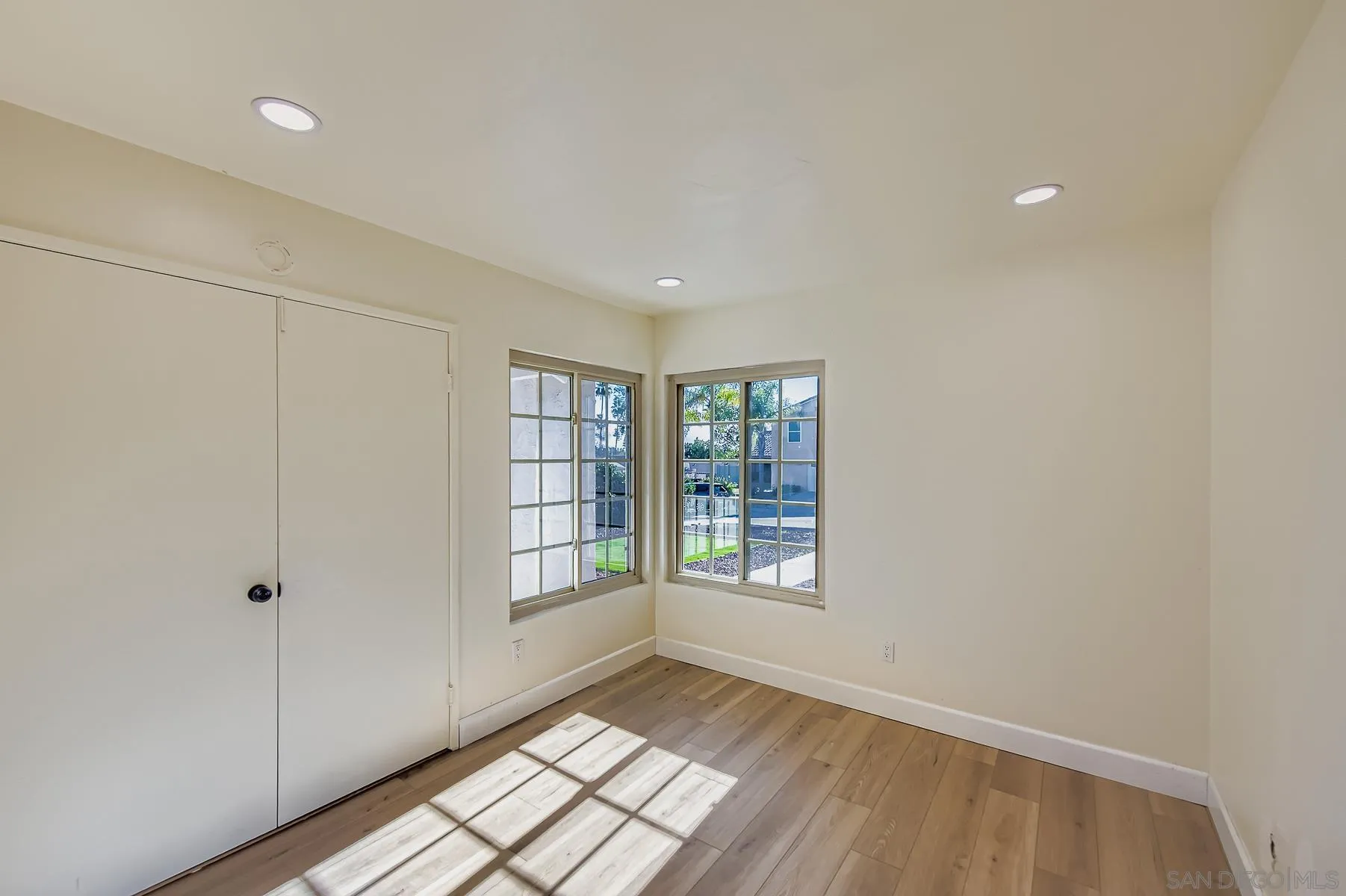 https://cdn.realtyfeed.com/cdn/127/260001395/218b787b76cee37922b18cae37e3a01e.webp