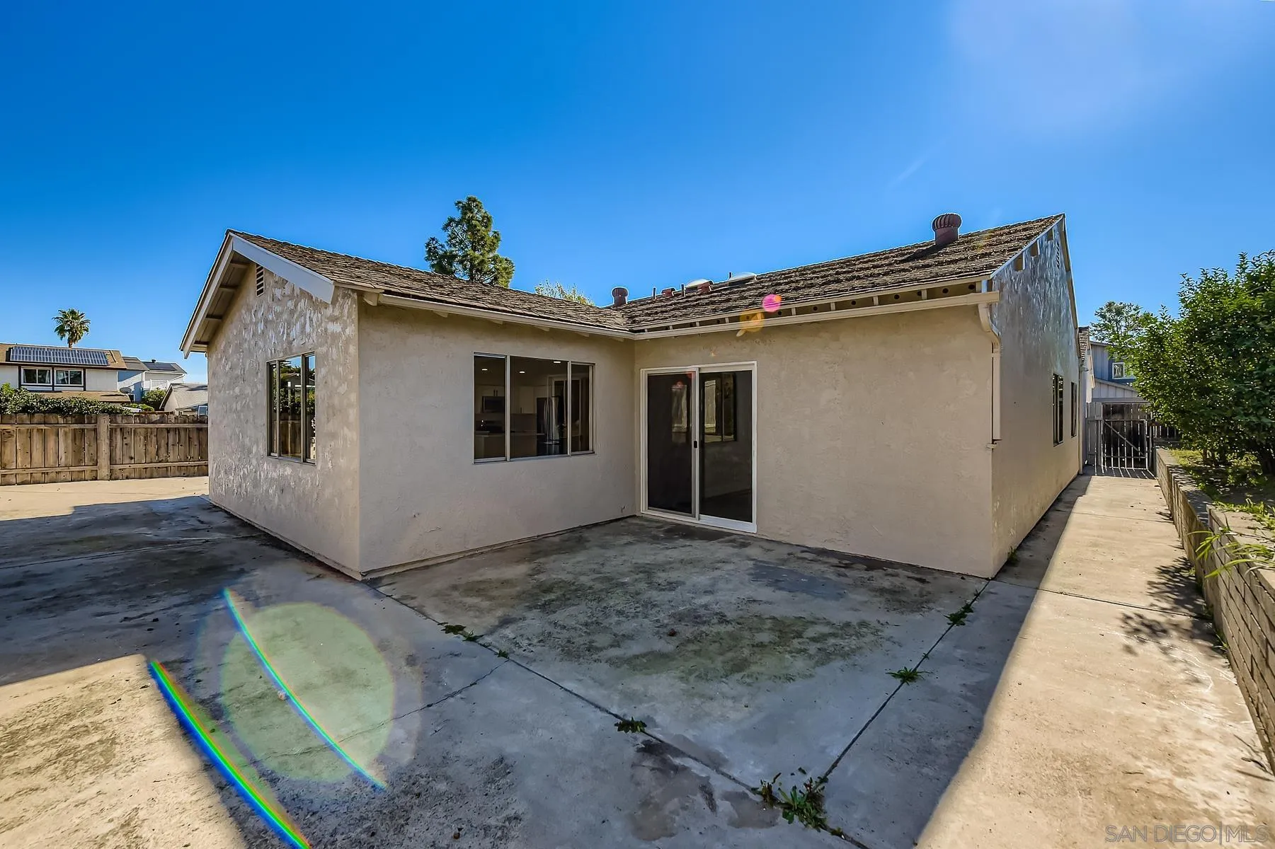 https://cdn.realtyfeed.com/cdn/127/260001395/ab34c2af4f593d84f9f98c0012e8b7da.webp