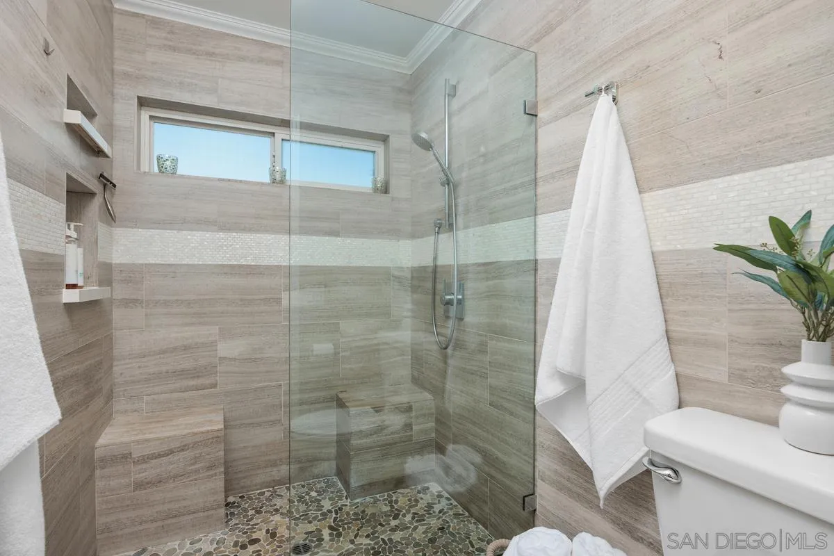 Photo #17: 260001398 Listing: Photo #17