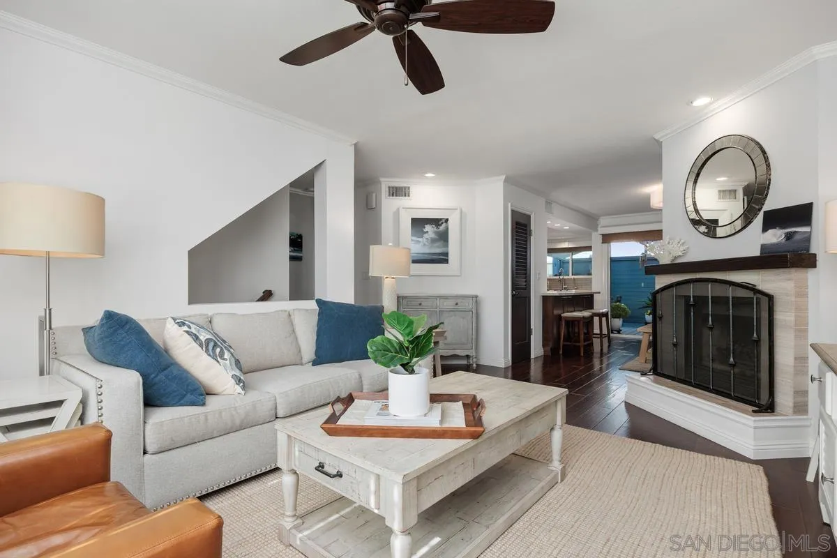 Photo #2: 260001398 Listing: Photo #2