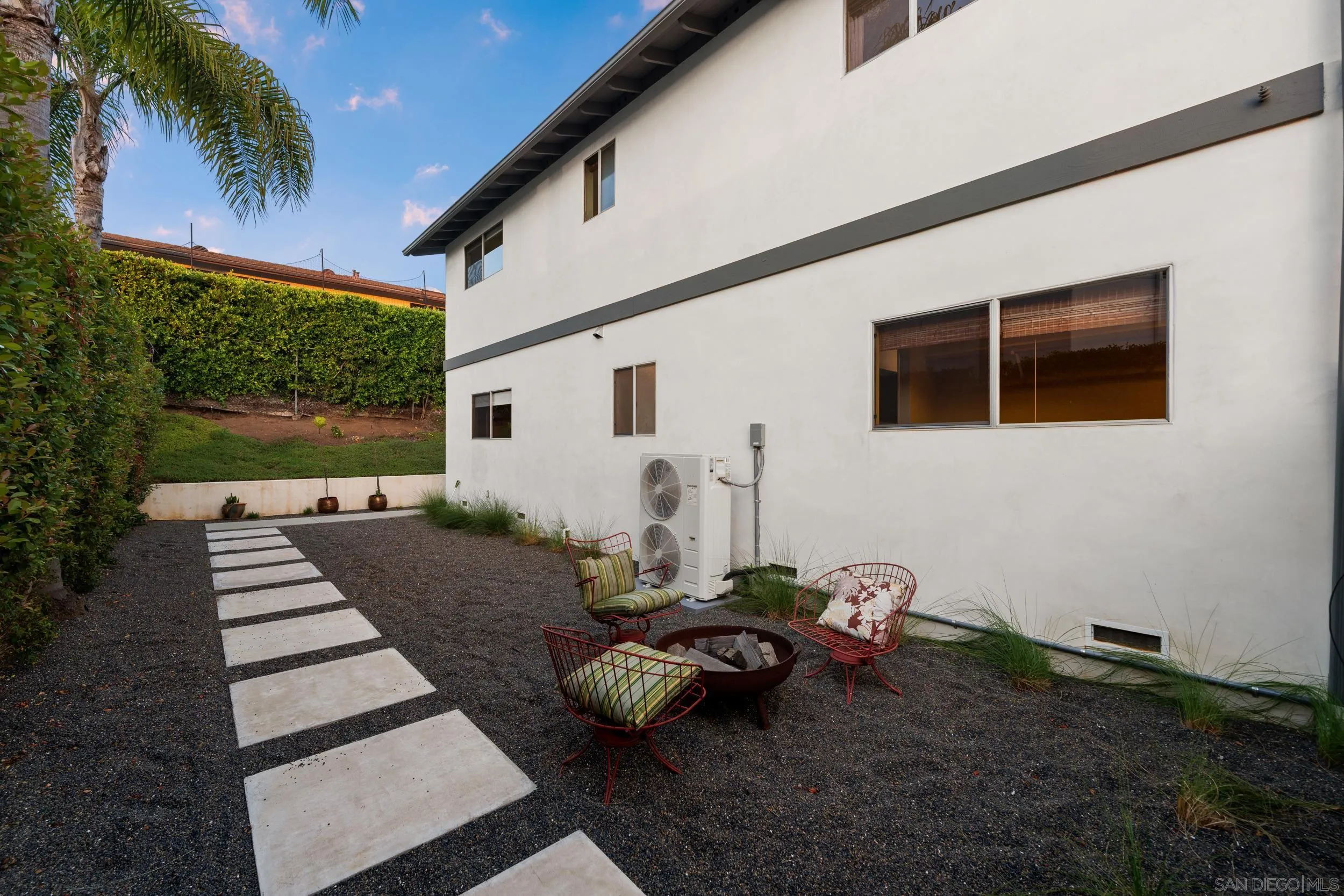 https://cdn.realtyfeed.com/cdn/127/260001399/364dd0682a72791395823ae5db0d0f5a.webp