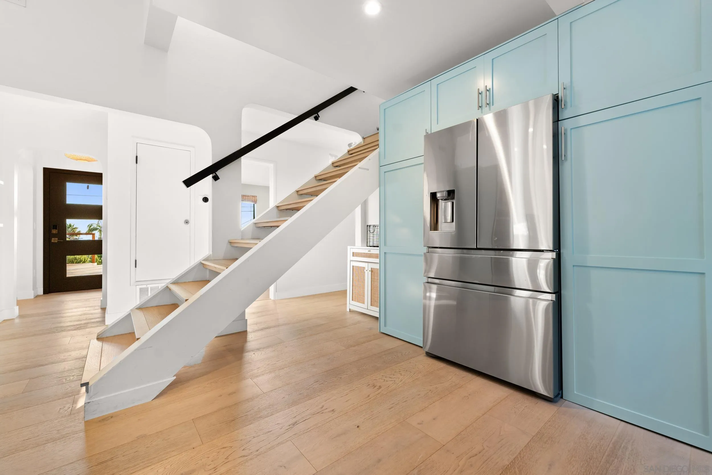 https://cdn.realtyfeed.com/cdn/127/260001399/88b688305c3f472ec44ef52f4b4d91cd.webp
