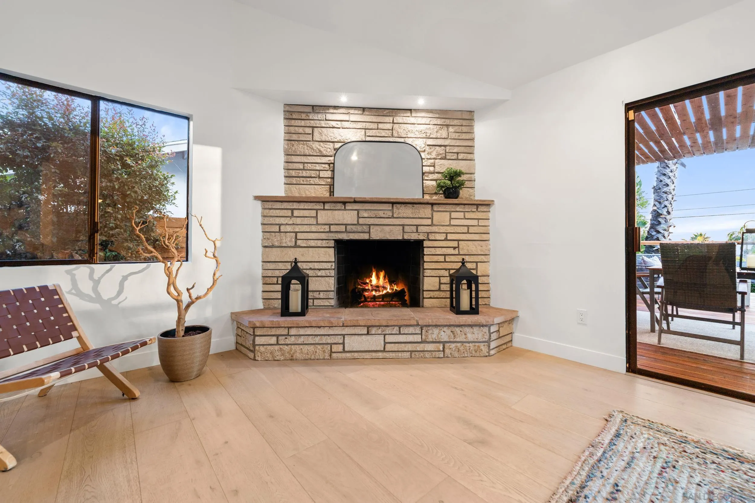 https://cdn.realtyfeed.com/cdn/127/260001399/ea3366f850f50e818189270ef1dd2747.webp