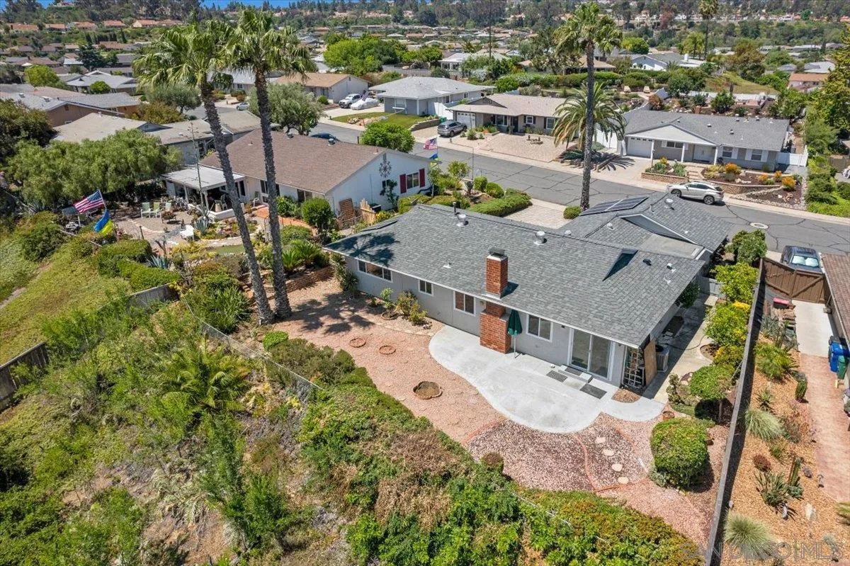 https://cdn.realtyfeed.com/cdn/127/260001400/135faf4d1fdb3977e445d297ca601041.webp