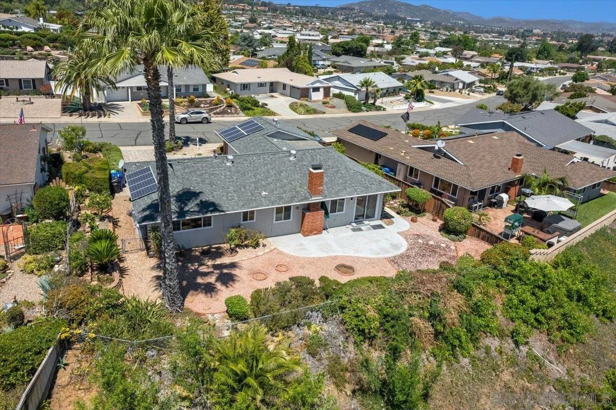 https://cdn.realtyfeed.com/cdn/127/260001400/6a8b1dc1c82980fde364629c9f4a1b5c.webp