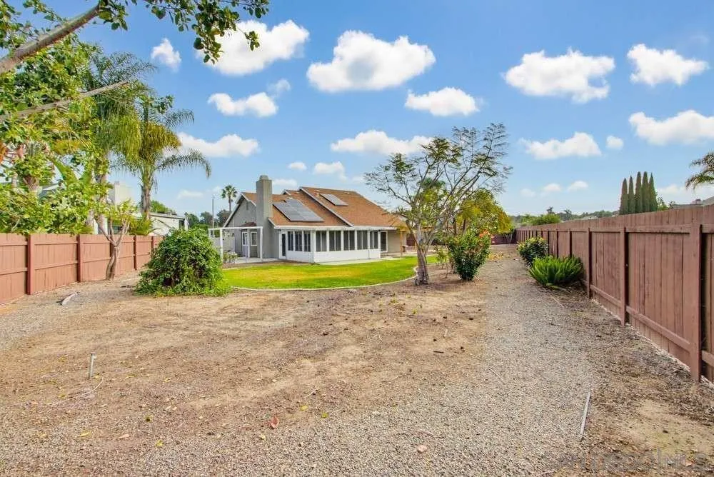 https://cdn.realtyfeed.com/cdn/127/260001405/0bd7b7ec9ed17ac504c18ec4744d3677.webp