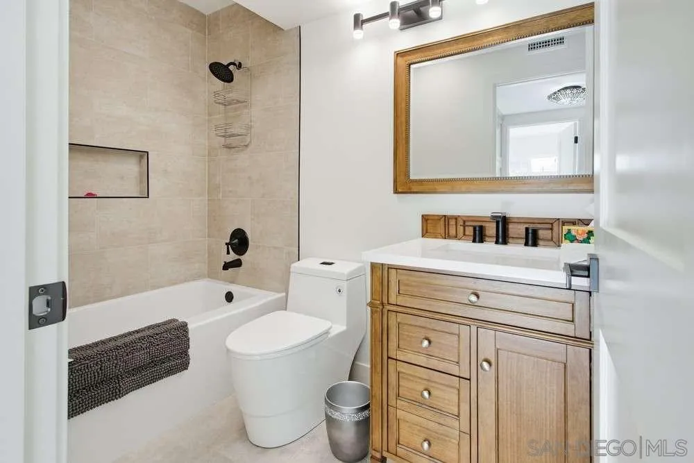 https://cdn.realtyfeed.com/cdn/127/260001405/67fe004c5462f8e17b784f43d041654f.webp