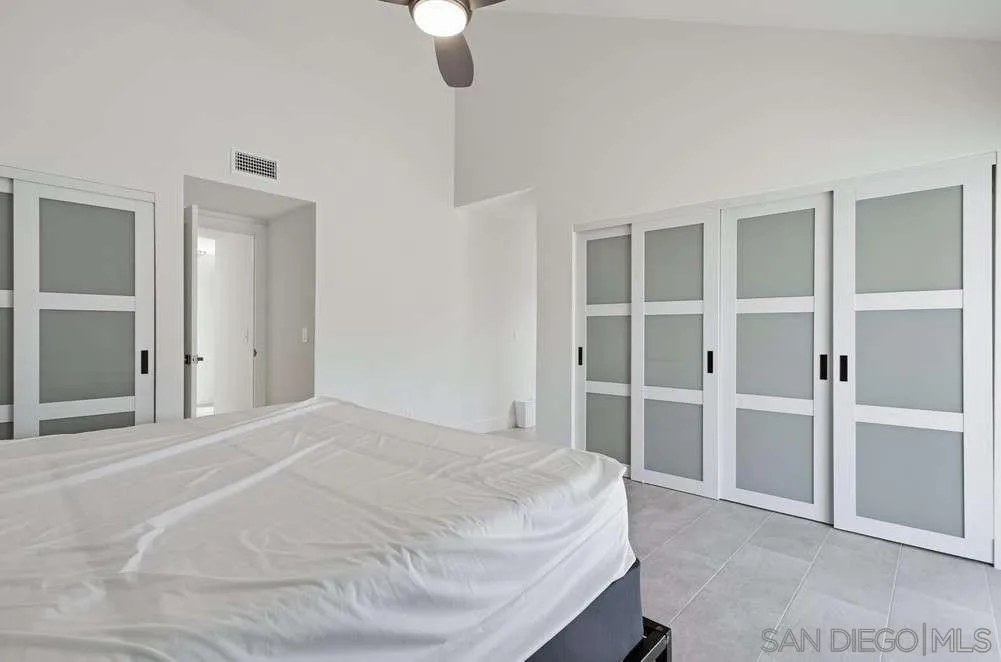 https://cdn.realtyfeed.com/cdn/127/260001405/92dec405ee0c55ab273807bb8813aa9b.webp