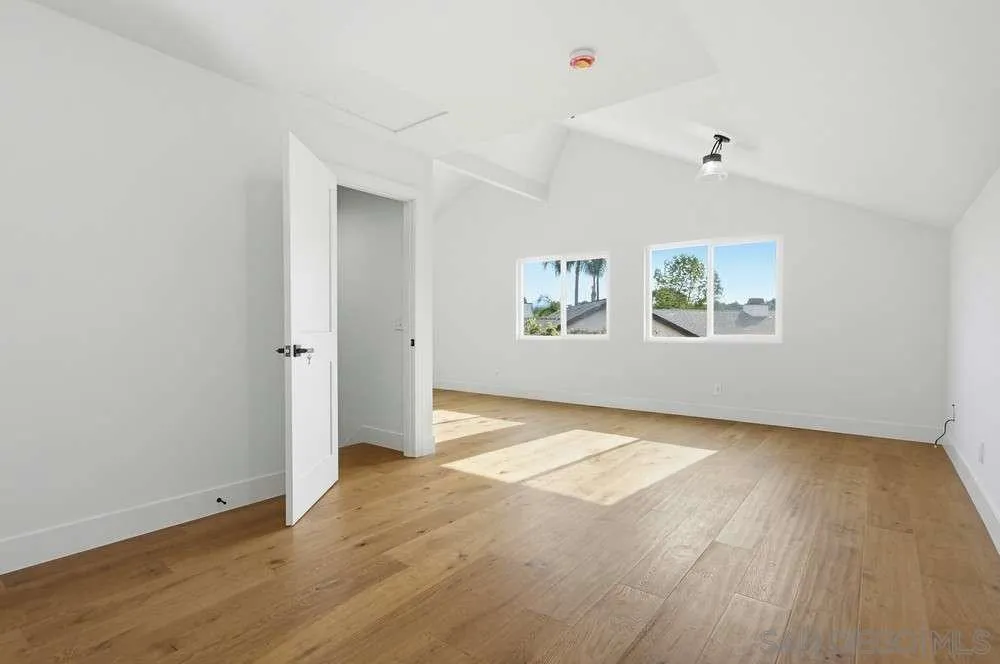 https://cdn.realtyfeed.com/cdn/127/260001405/ede7897e9b92383bb48781c0b603cb87.webp