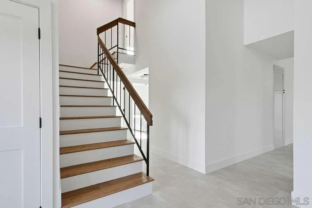 https://cdn.realtyfeed.com/cdn/127/260001405/fe87ed66641cd9aac4d8f66af6b3b1d0.webp