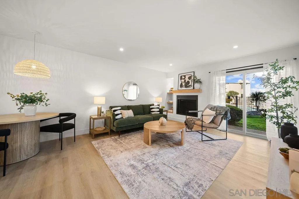 Photo #4: 260001414 Listing: Photo #4