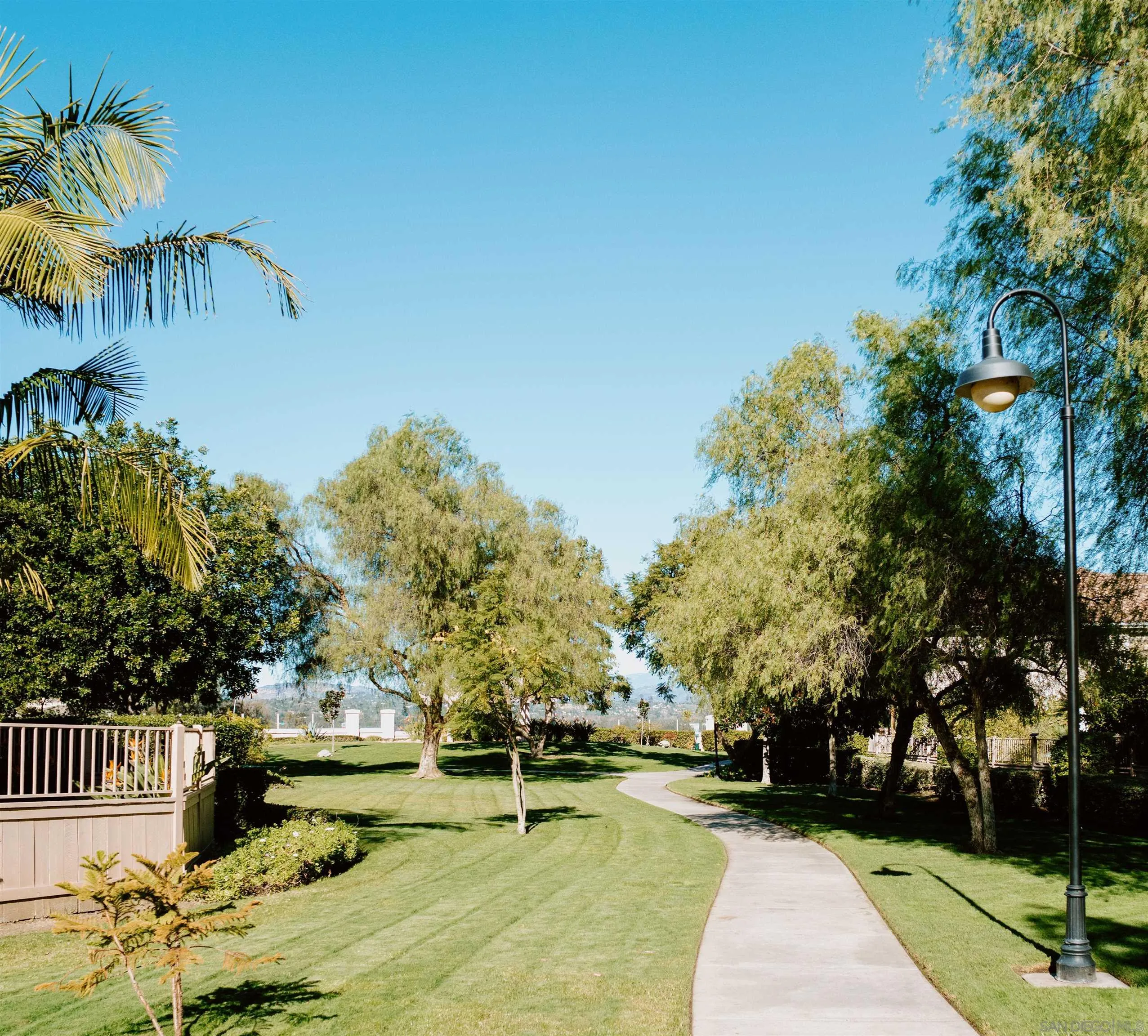 Photo #33: 260001419 Listing: Photo #33