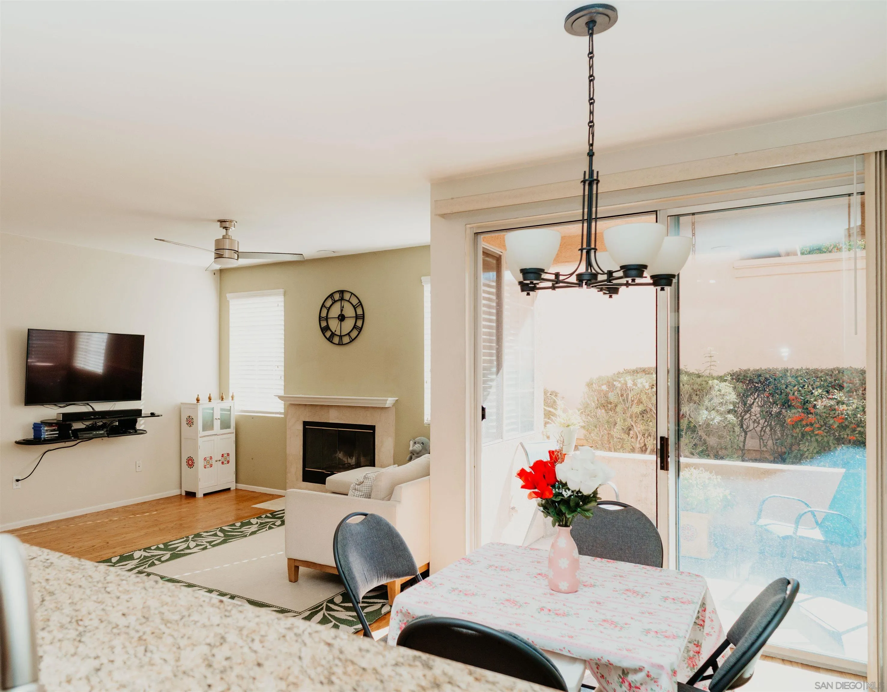 Photo #9: 260001419 Listing: Photo #9