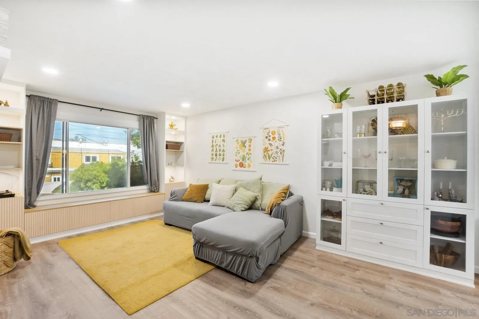 Photo #3: 260001427 Listing: Photo #3